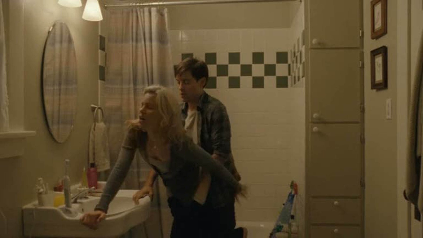 9-11-2012
Elizabeth Banks and Tobey Maguire sex scene in the film "The Details"
Pictured: Elizabeth Banks Tobey Maguire,Image: 145798128, License: Rights-managed, Restrictions: , Model Release: no, Credit line: WEINSTEIN CO / Planet / Profimedia