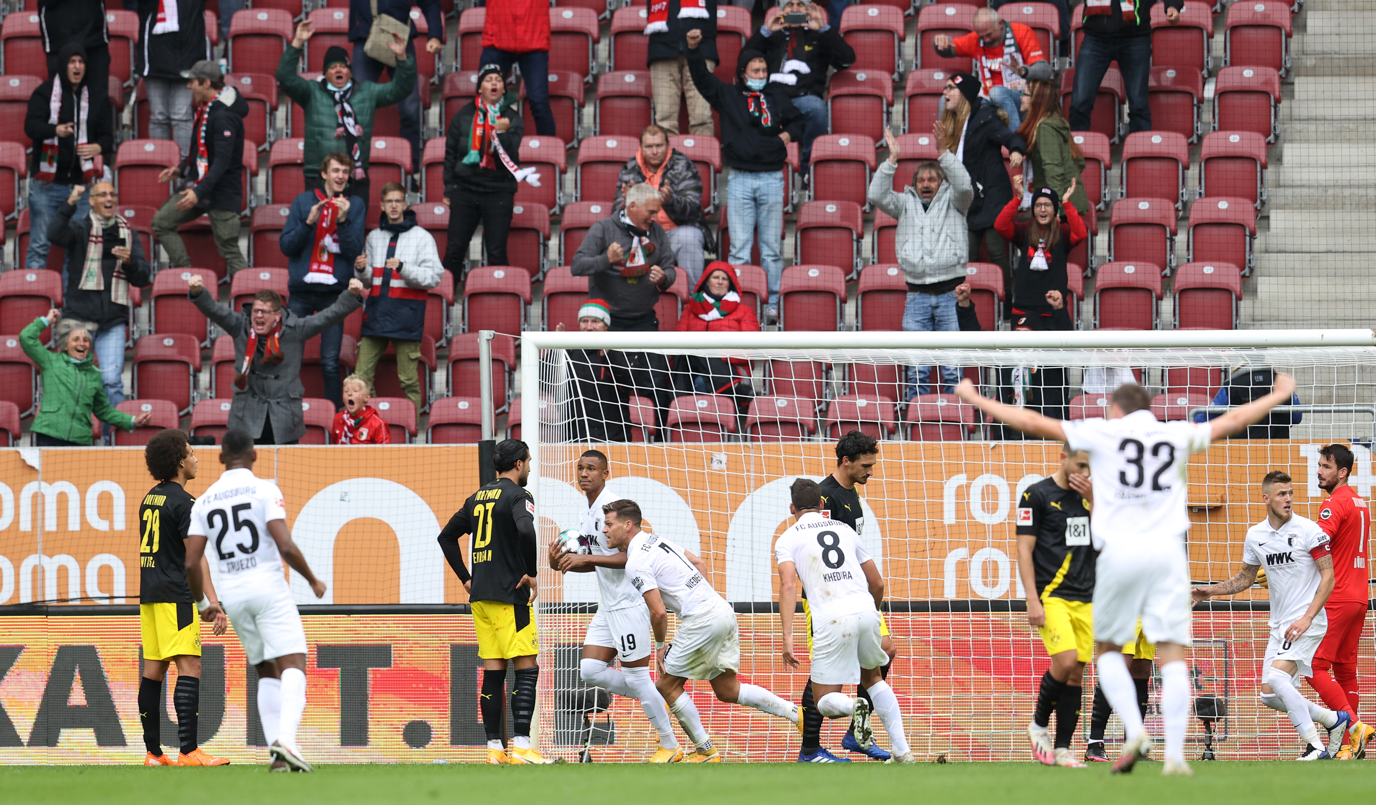 FC Augsburg vs Borussia Dortmund