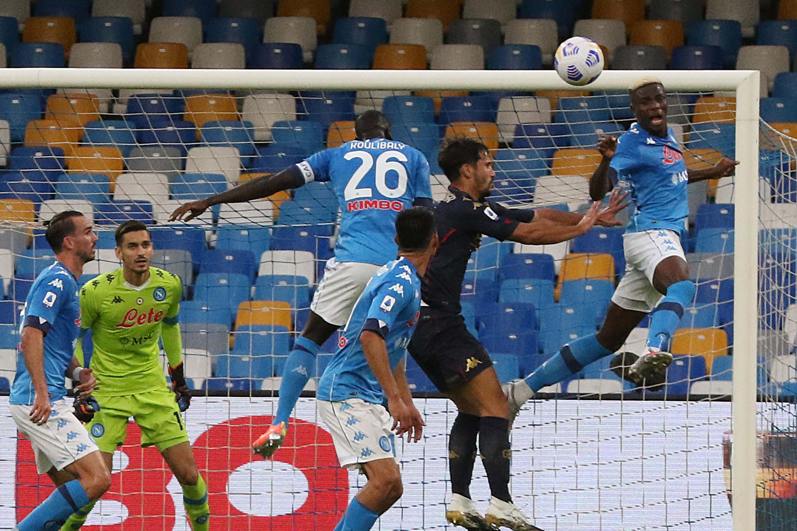 epa08702147 Napoli's forward Victor Osimhen (R) in action  during the Italian Serie A soccer match between SSC Napoli and Genoa CFC at the San Paolo stadium in Naples, Italy, 27 September 2020.  EPA-EFE/CESARE ABBATE
