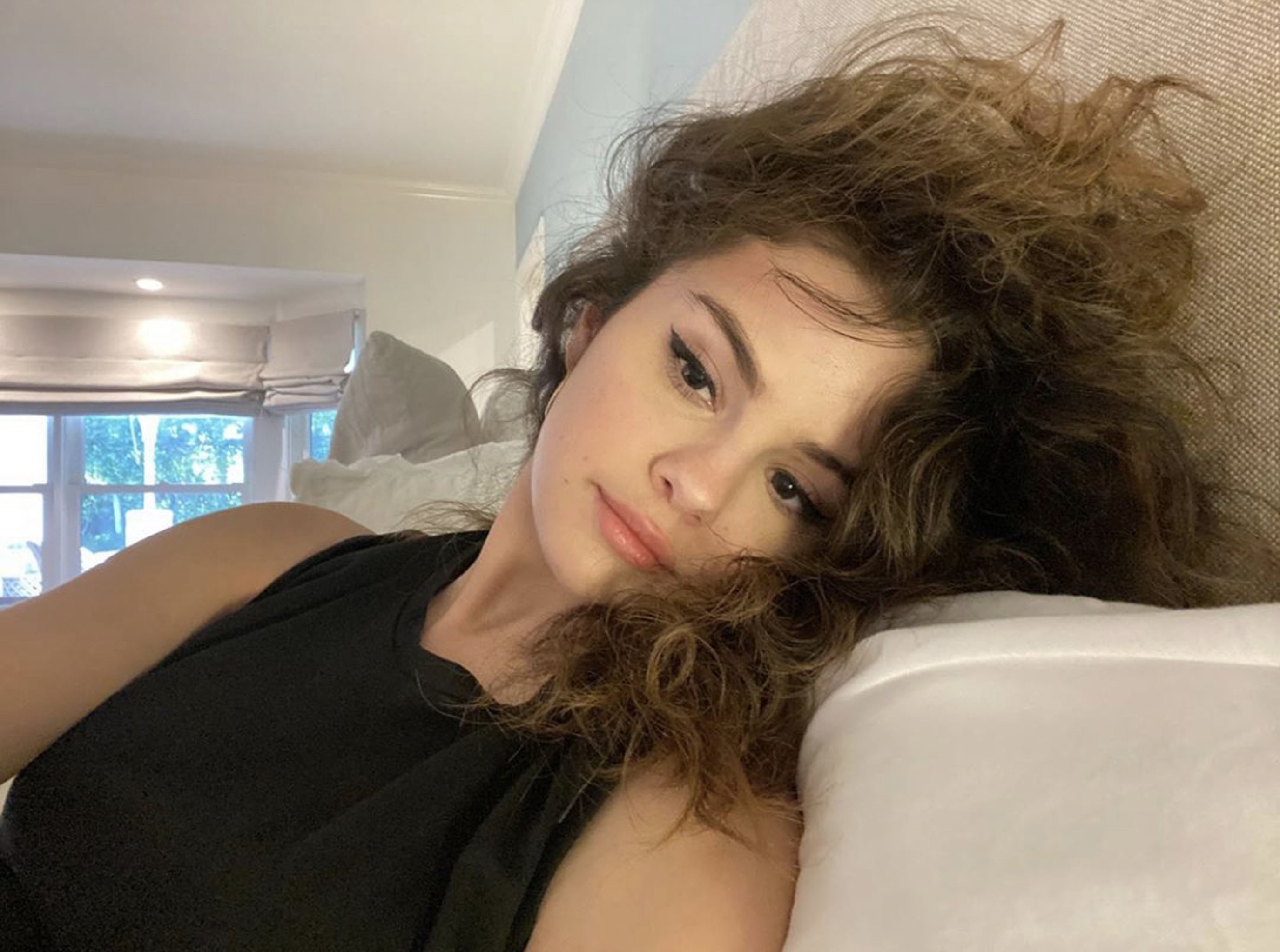 MAY - CELEBRITY SOCIAL MEDIA PHOTOS