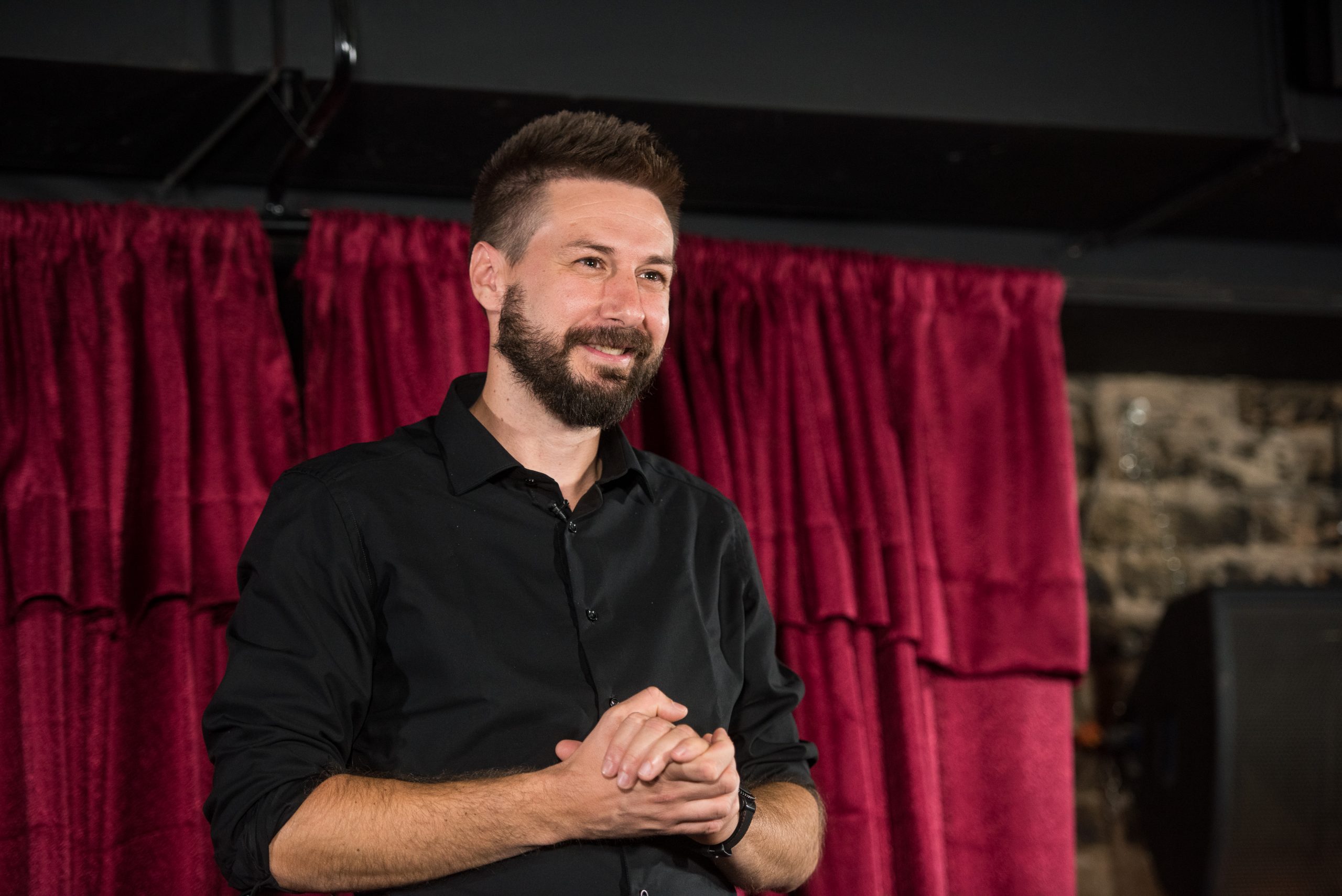 Srdjan Dinčić, Srđan Dinić, Stend Ap, Stedn Up festival, komičar, komičari Foto: Ivan Dinić/Nova S