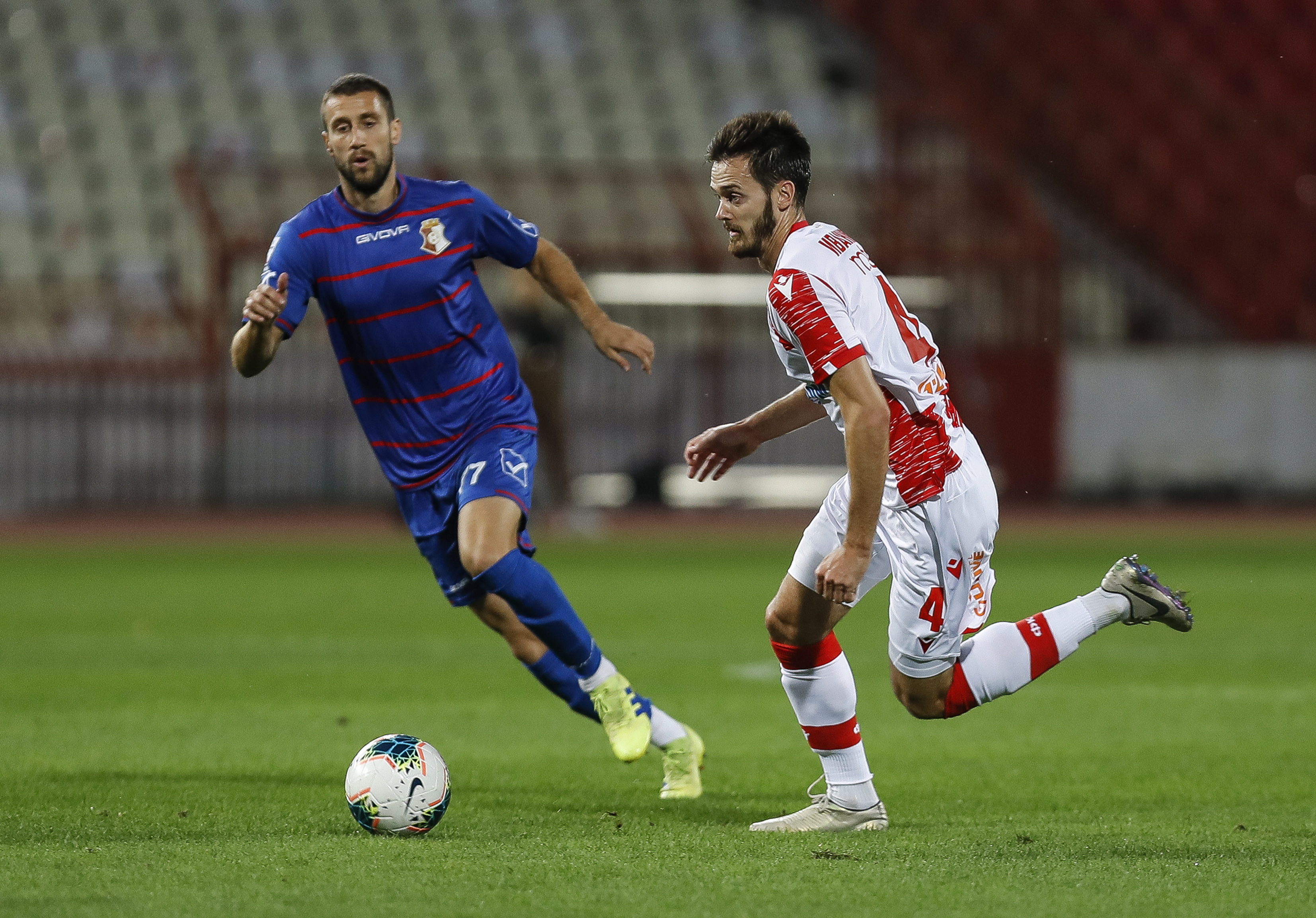 Fudbal Super League Season 2020-2021
Crvena Zvezda v Napredak (Krusevac)
Mirko Ivanic (R) and Nemanja Milovanovic
Beograd, 04.10.2020.
foto: Srdjan Stevanovic/Starsportphoto ©