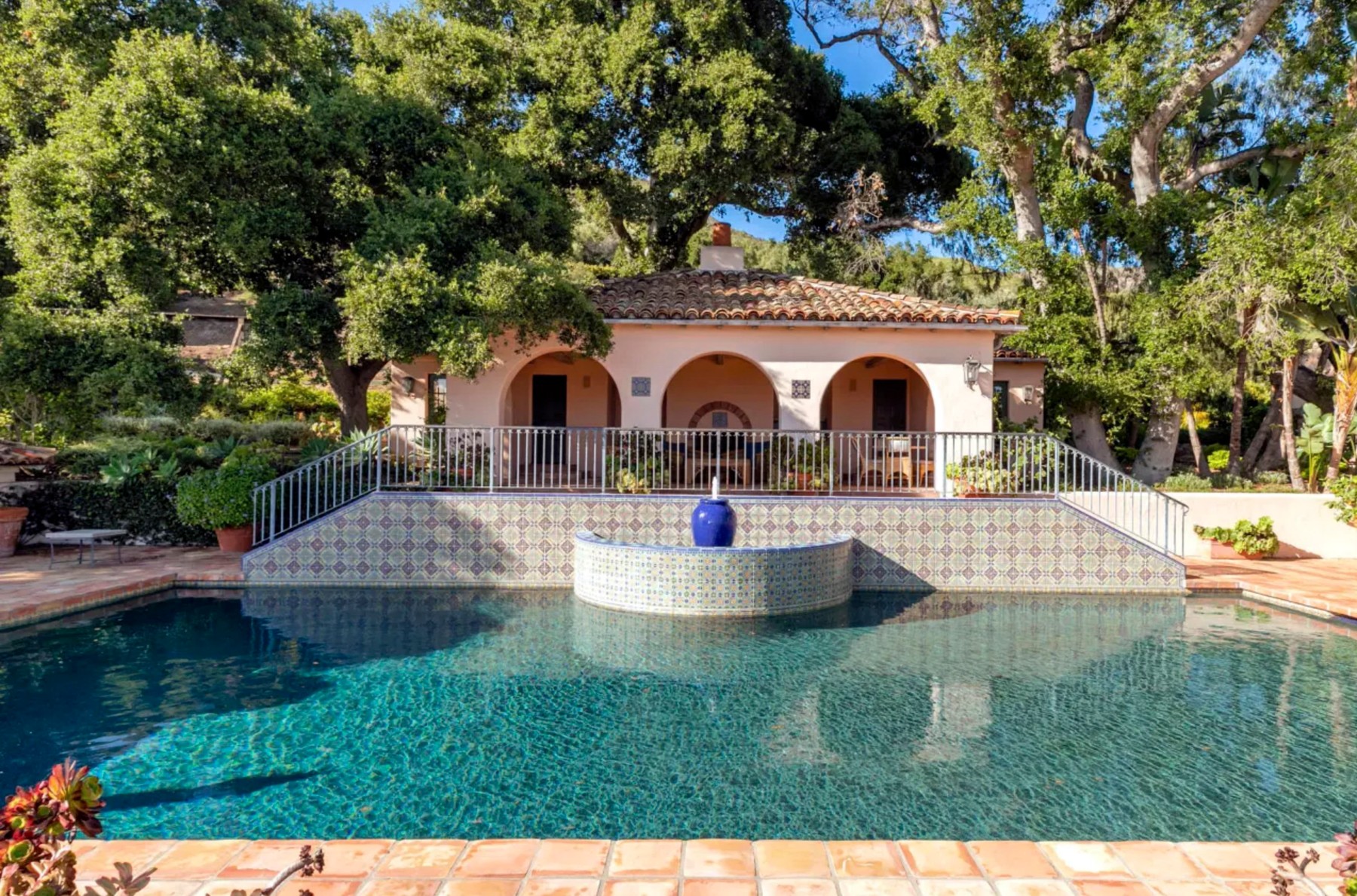 Katy Perry and Orlando Bloom bought a $14.5 million Compound in Montecito