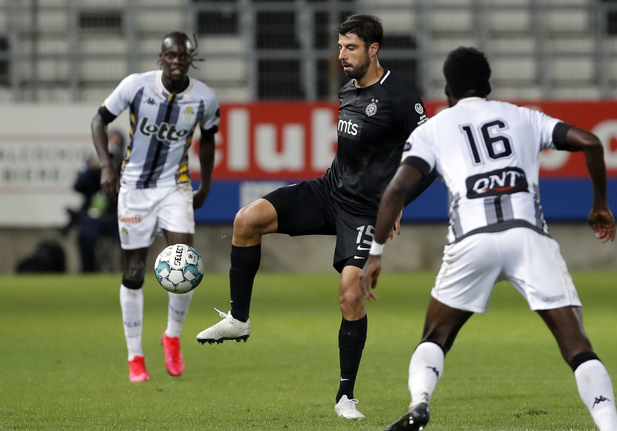 Uros Vitas Liga Evrope kvalifikacije UEFA Europa League third qualifying round football match between Partizan and Charleroi Sarloa 24. septembar 2020. 24.9.2020.  foto: Pedja Milosavljevic / STARSPORT