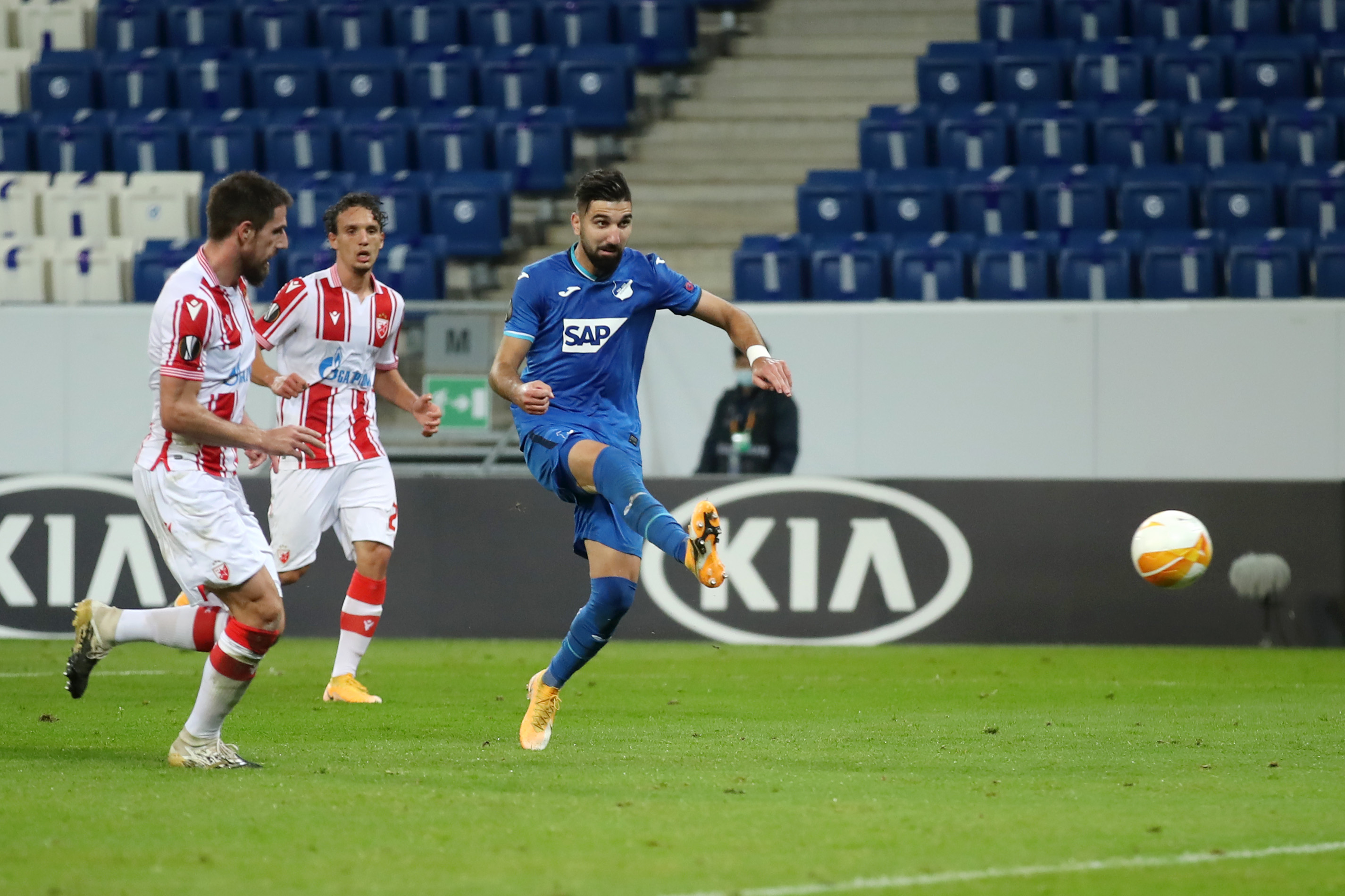 epa08766461 Munas Dabbur of TSG 1899 Hoffenheim scores his sides second goal during the UEFA Europa League Group L soccer match between TSG Hoffenheim and Crvena Zvezda at PreZero-Arena in Sinsheim, Germany, 22 October 2020.  EPA-EFE/Alex Grimm / POOL