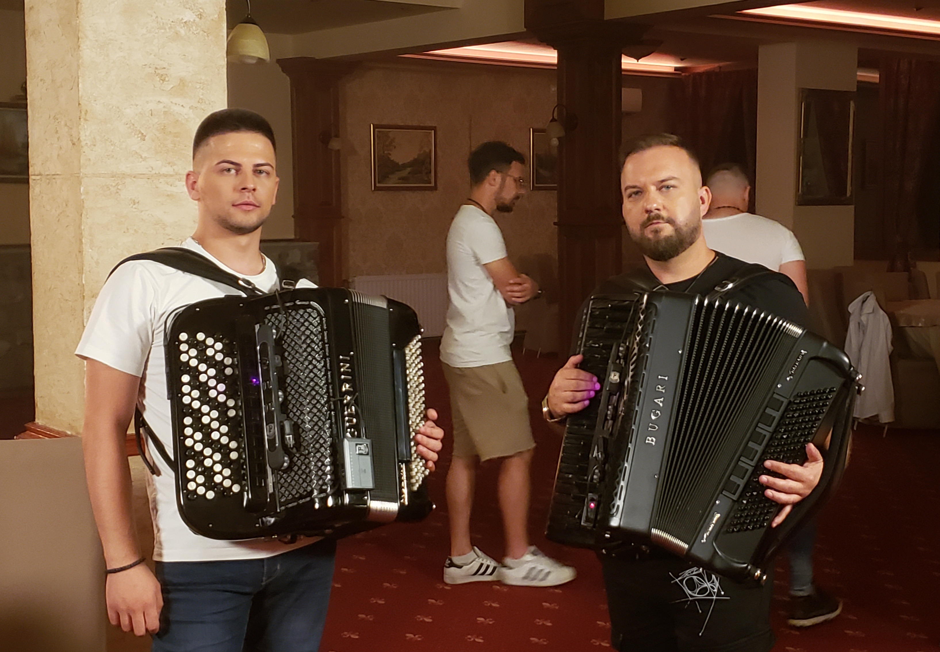 Borko Radivojevic i Radomir Pantić snimili 11 kavera, prosledila Marija Dejanović