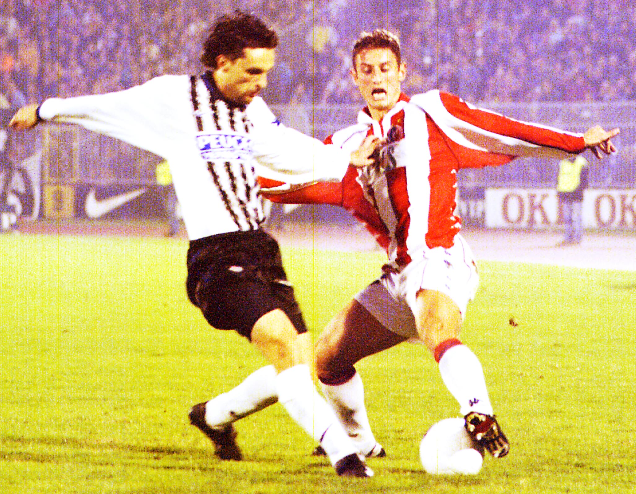 PARTIZAN-ZVEZDA.Goran trobok, left and Ivan Gvozdenovic.BGD,30.10.99..foto: Srdjan Stevanovic/Starsportphoto ©