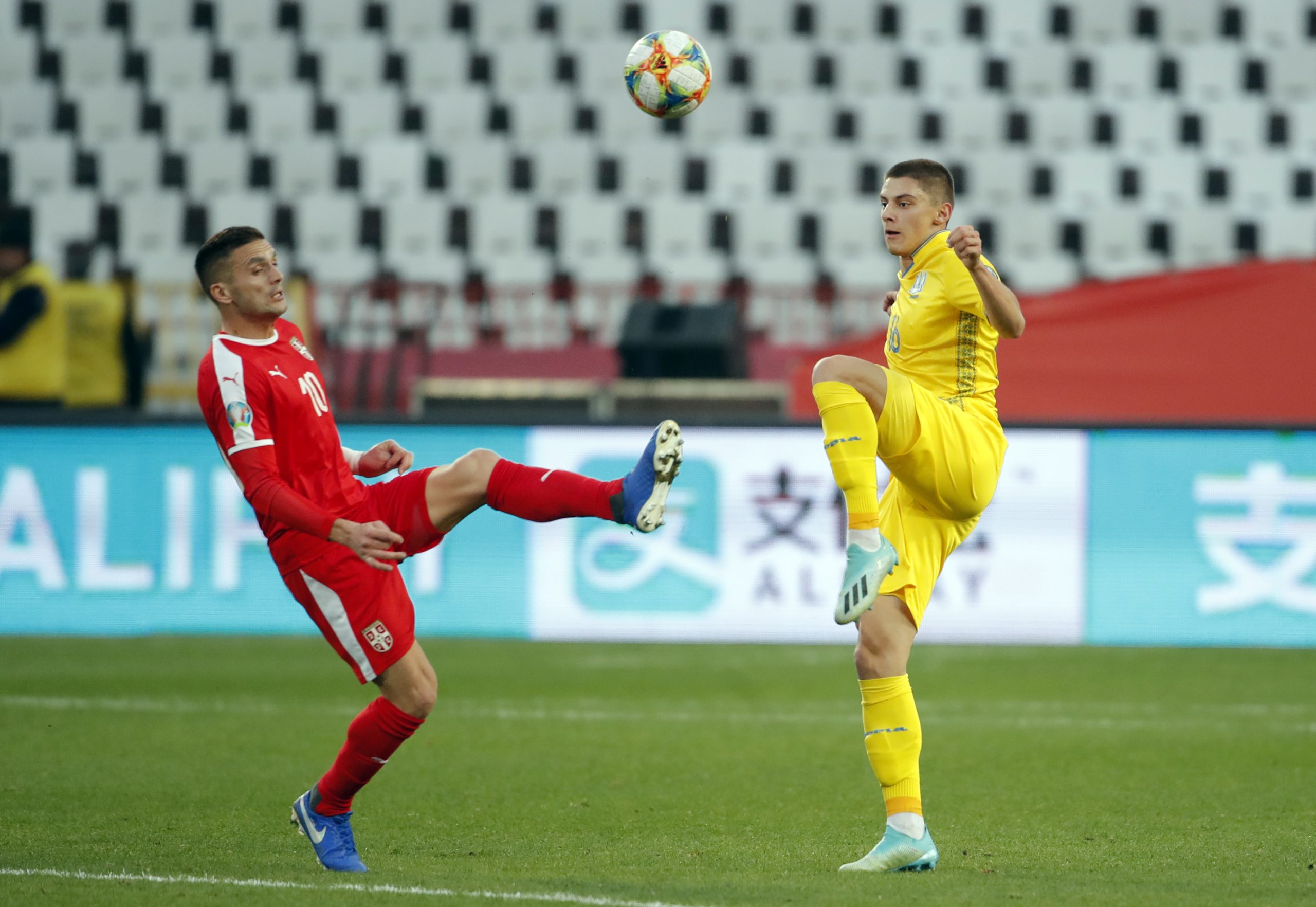 Dusan Tadic Serbia - Ukraine, Srbija - Ukrajina kvalifikacije za EURO 2020 UEFA Belgrade, Serbia Novembar 17.  Beograd, Srbija 17.11.2019. (credit image &amp; photo: Pedja Milosavljevic/STARSPORT)