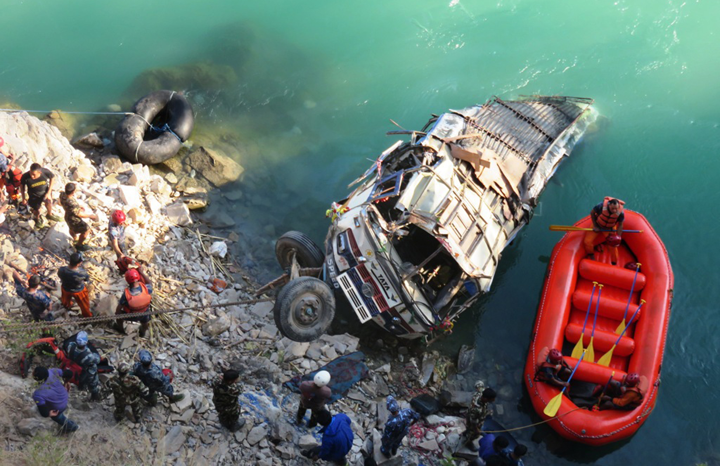 Bus accident in Nepal kills 47