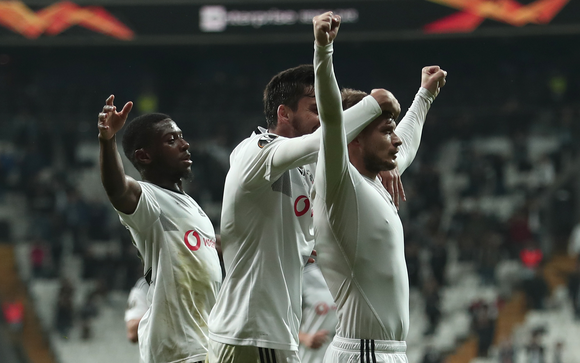 Foto: EPA-EFE/SEDAT SUNA