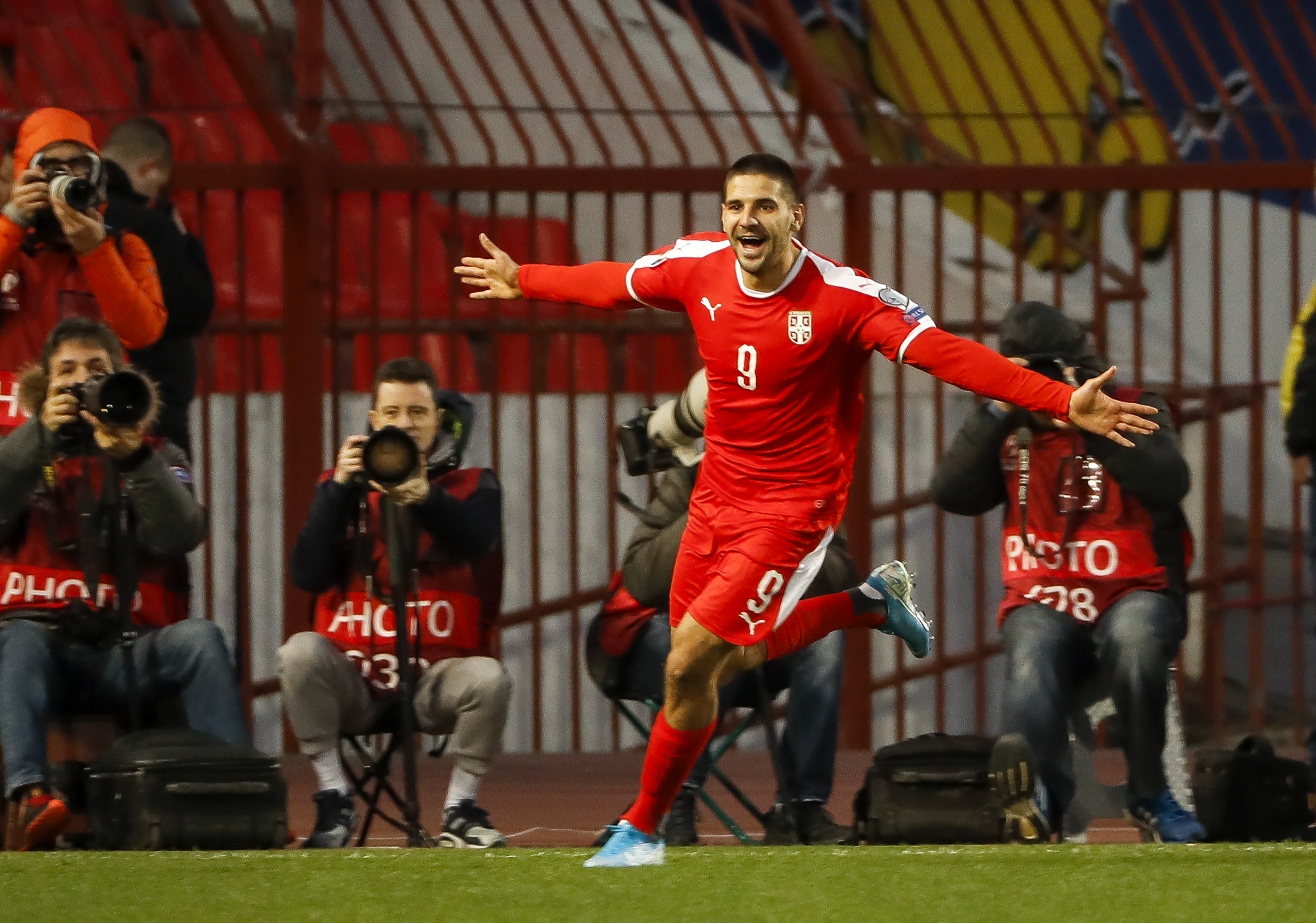 BELGRADE, SERBIA - NOVEMBER 17: Aleksandar Mitrovic of Serbia celebrates after scoring a goal during the UEFA Euro 2020 Qualifier between Serbia and Ukraine on November 17, 2019 in Belgrade, Serbia. (Photo by Srdjan Stevanovic/Getty Images)