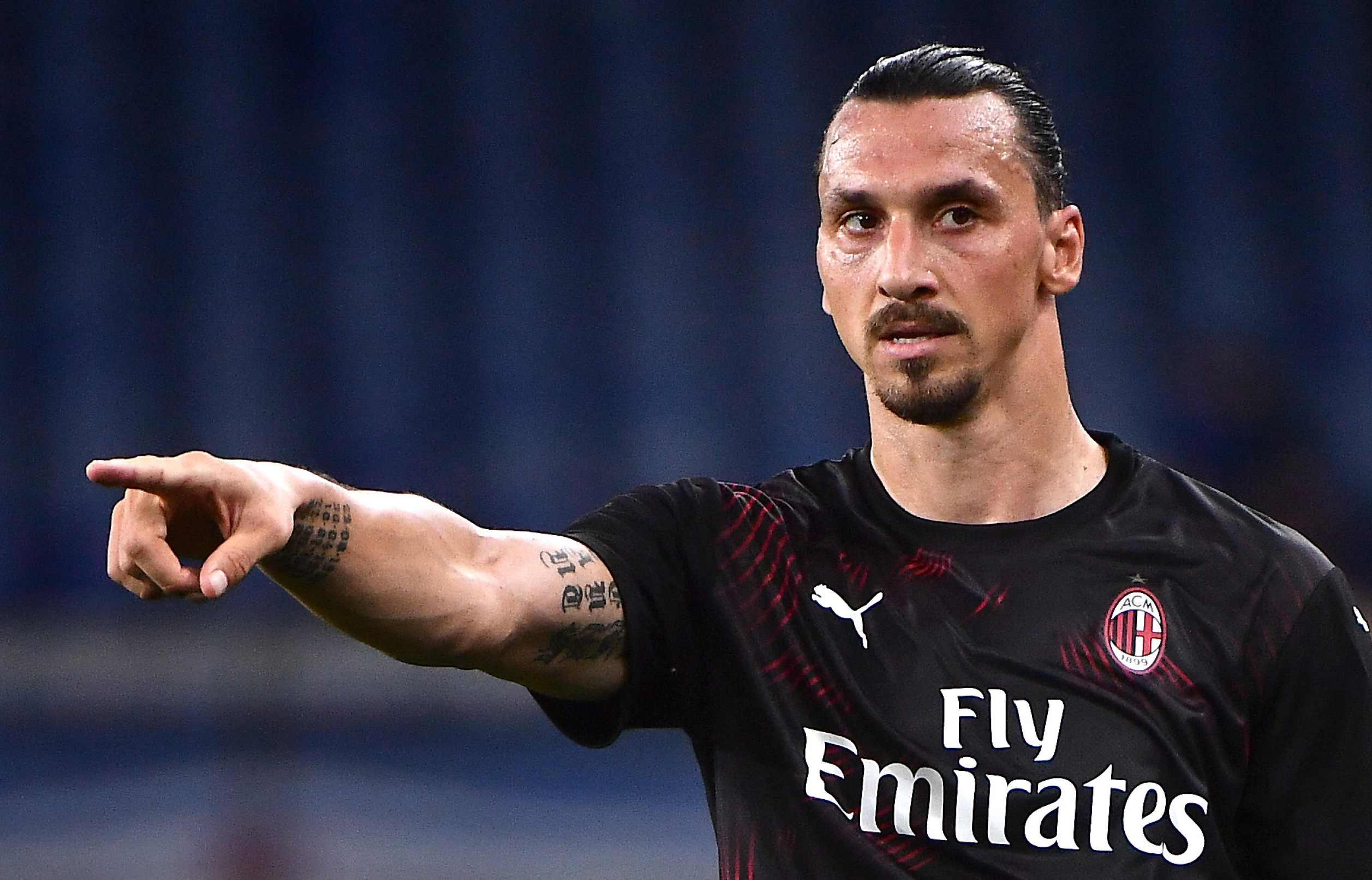 epa08573430 Milan's Zlatan Ibrahimovic reacts during the Italian Serie A soccer match between UC Sampdoria vs AC Milan  at the Luigi Ferraris stadium in Genoa, Italy, 29 July 2020.  EPA-EFE/LUCA ZENNARO