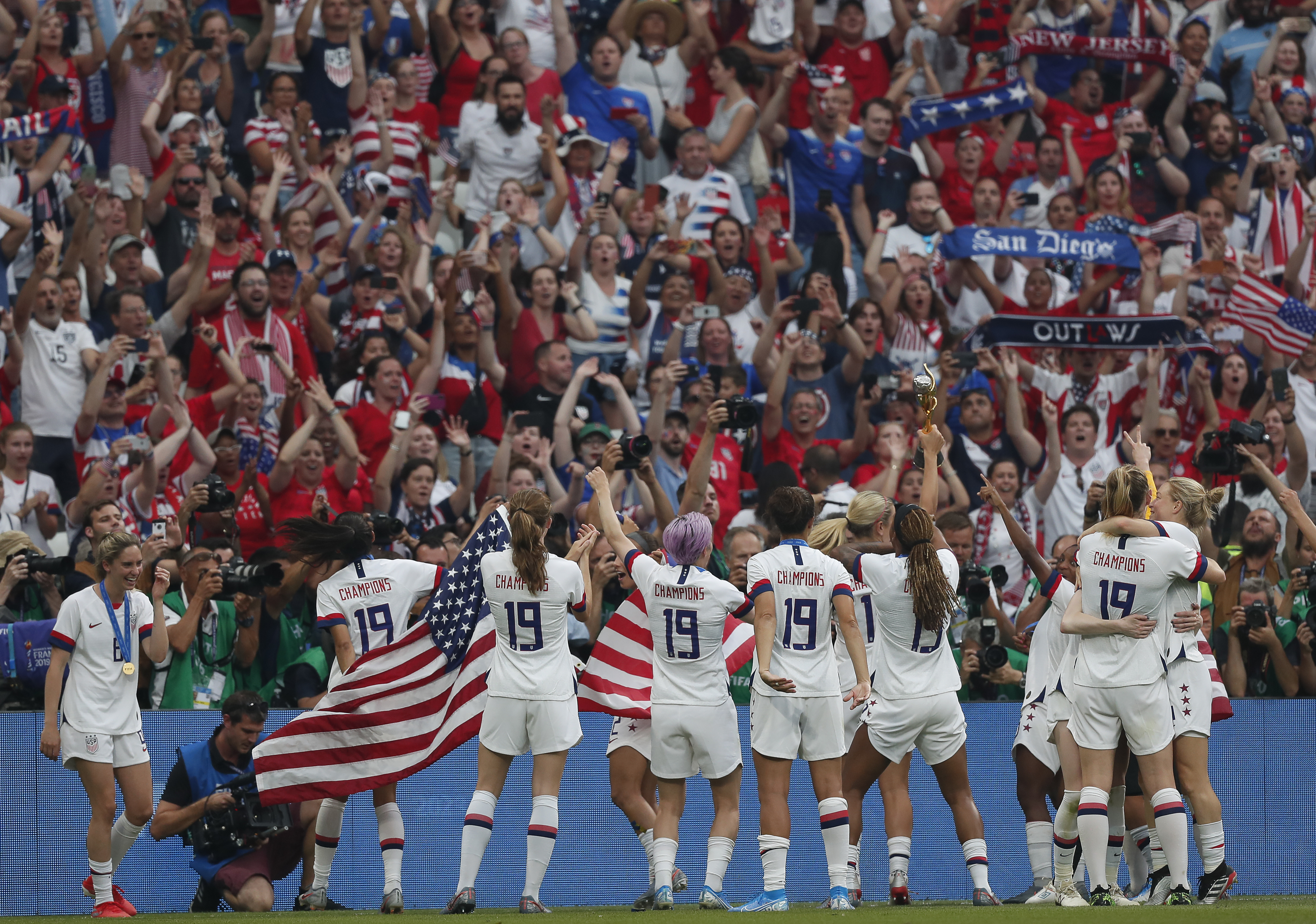 Foto: EPA-EFE/IAN LANGSDON