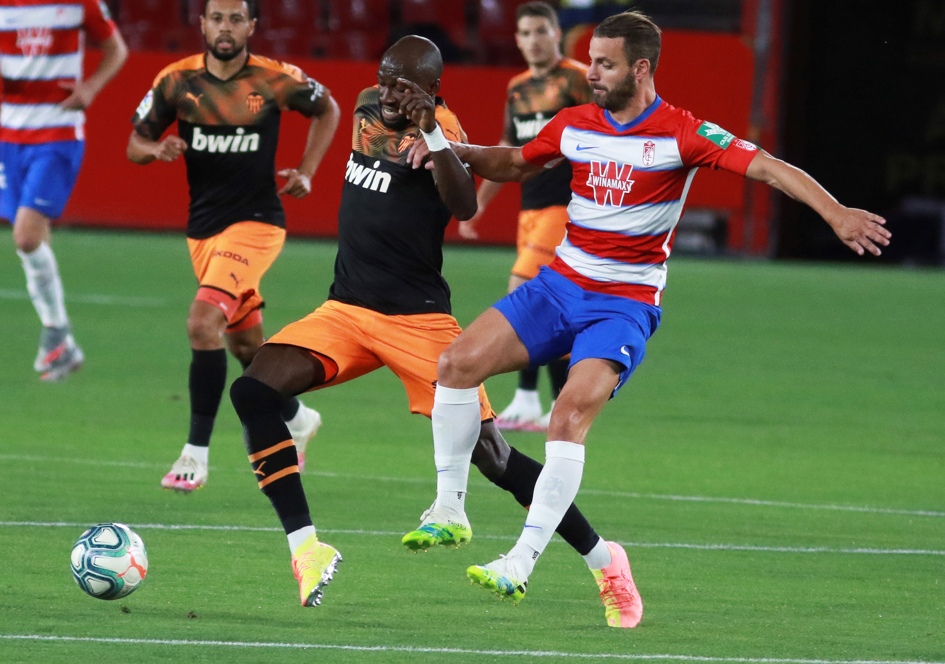 Foto: EPA-EFE/PEPE TORRES