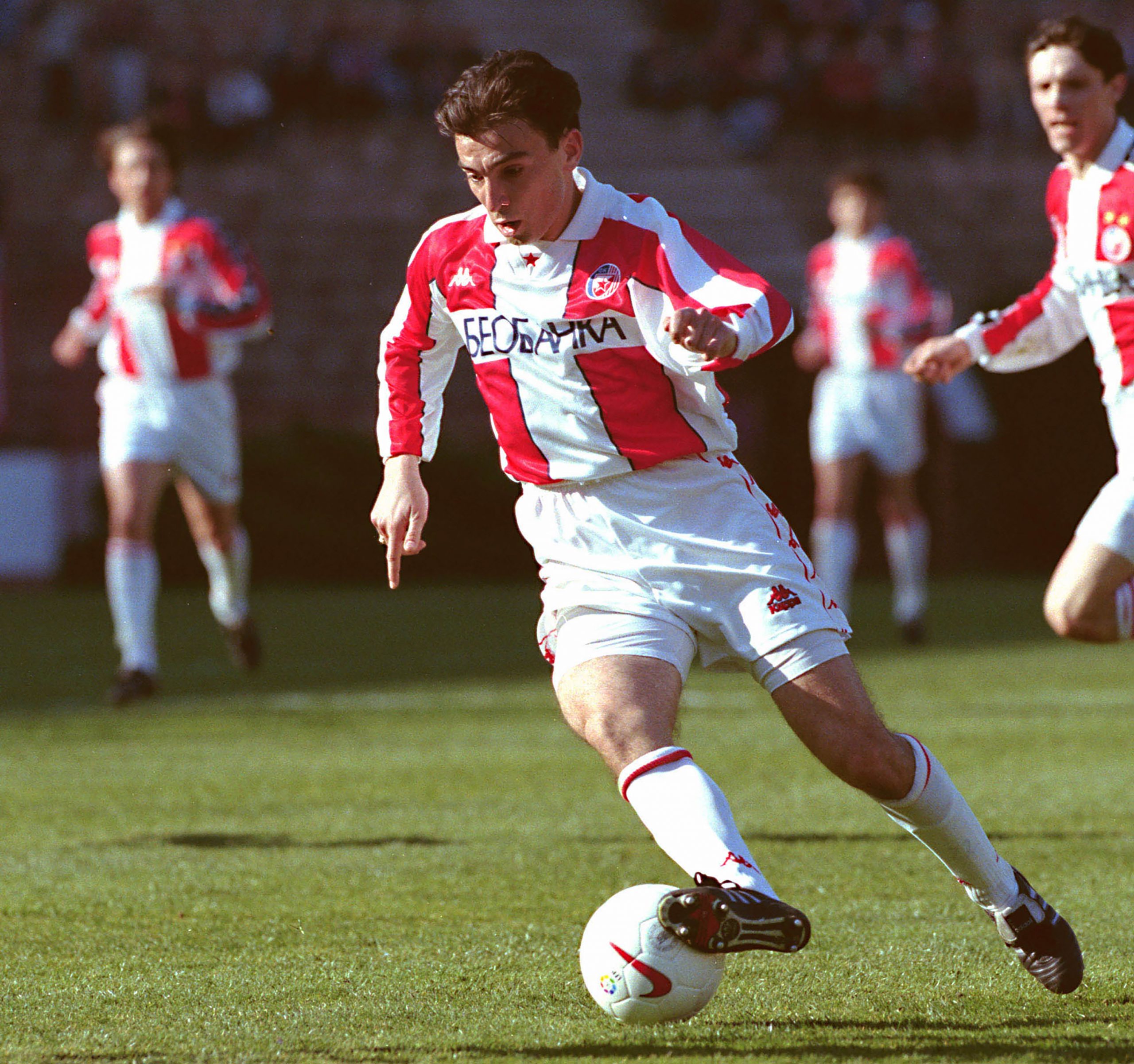 FUDBAL, ZVEZDA, MARKOVIC 98.
Sasa Markovic debituje u timu Crvene Zvezde na "Marakani" u Beogradu 01.03.98.Foto: Starsport.rs©