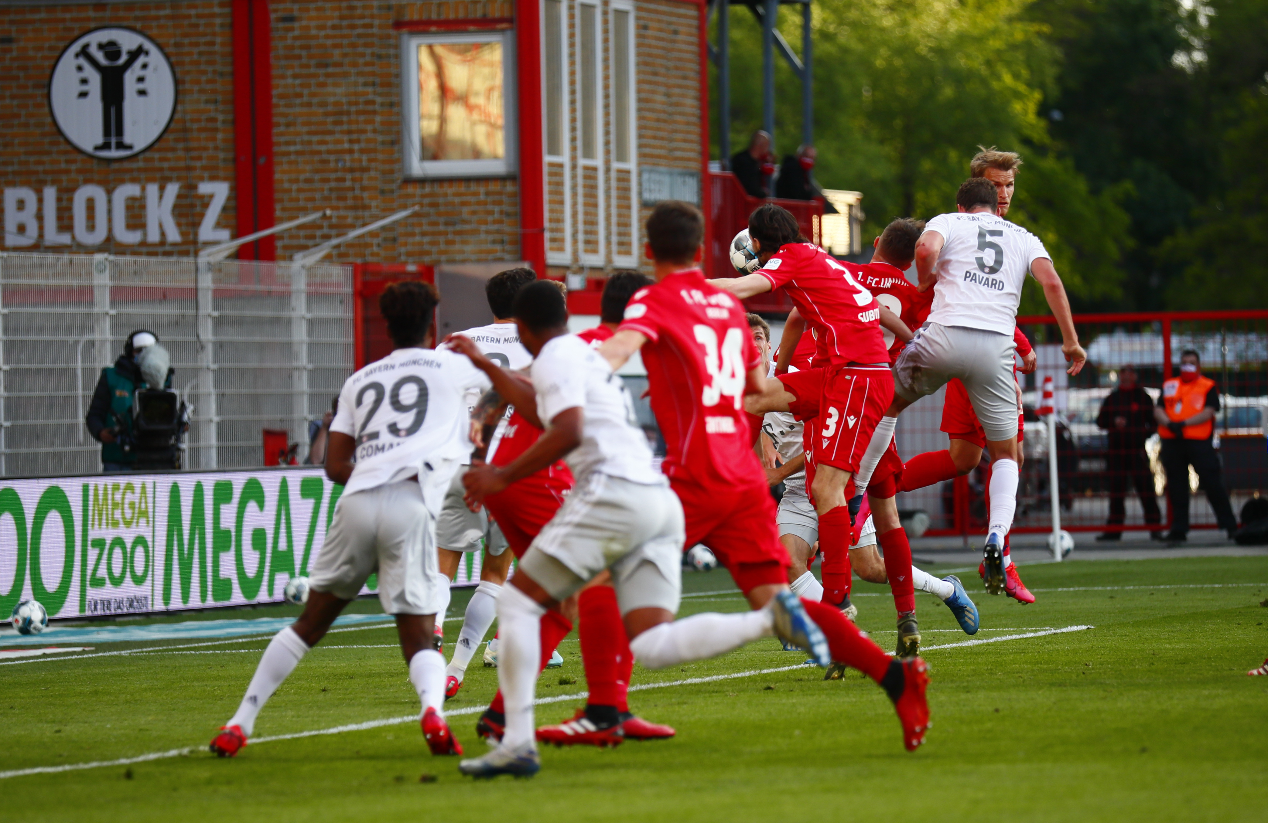 1. FC Union Berlin v Bayern Munich