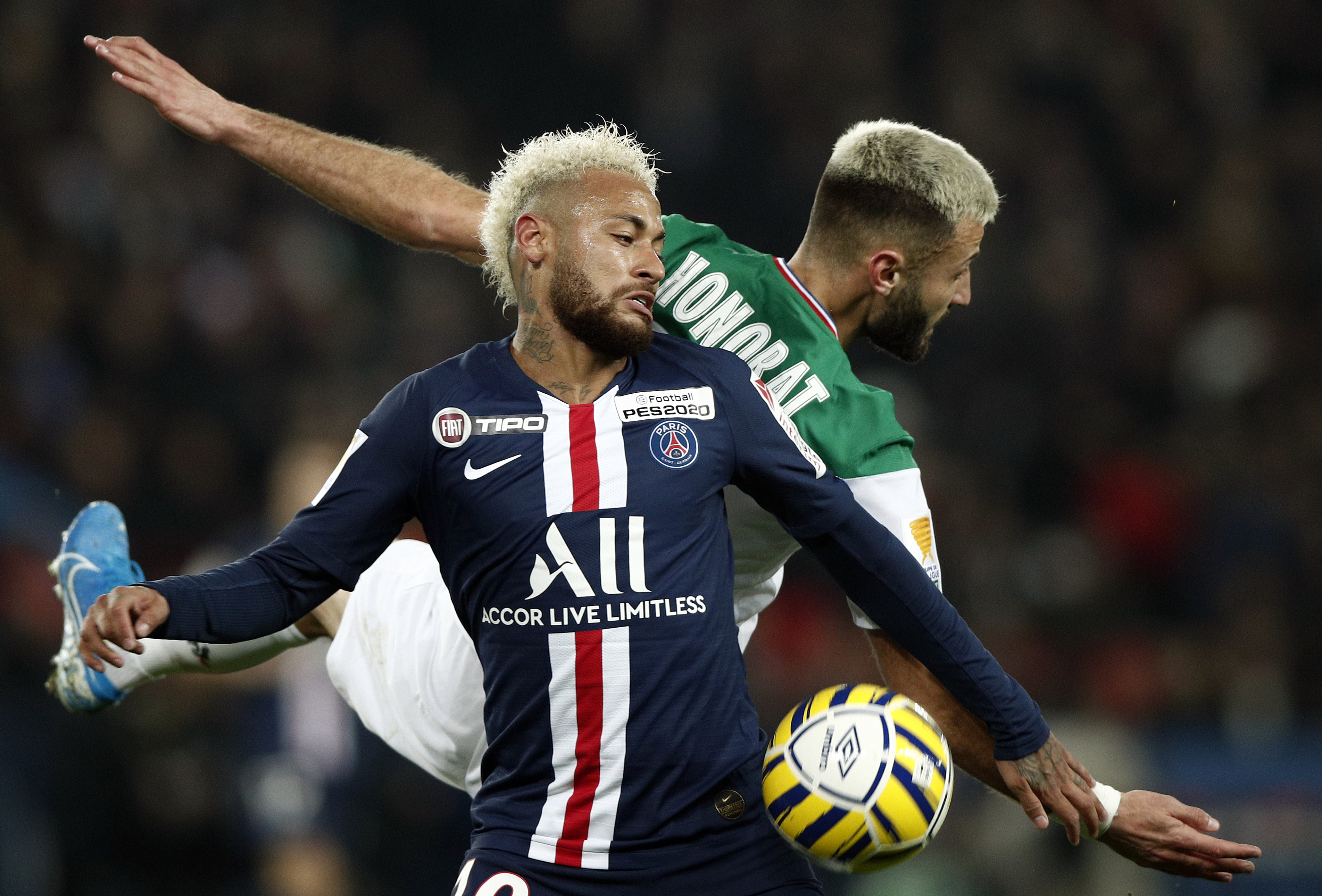 Foto: EPA-EFE/YOAN VALAT