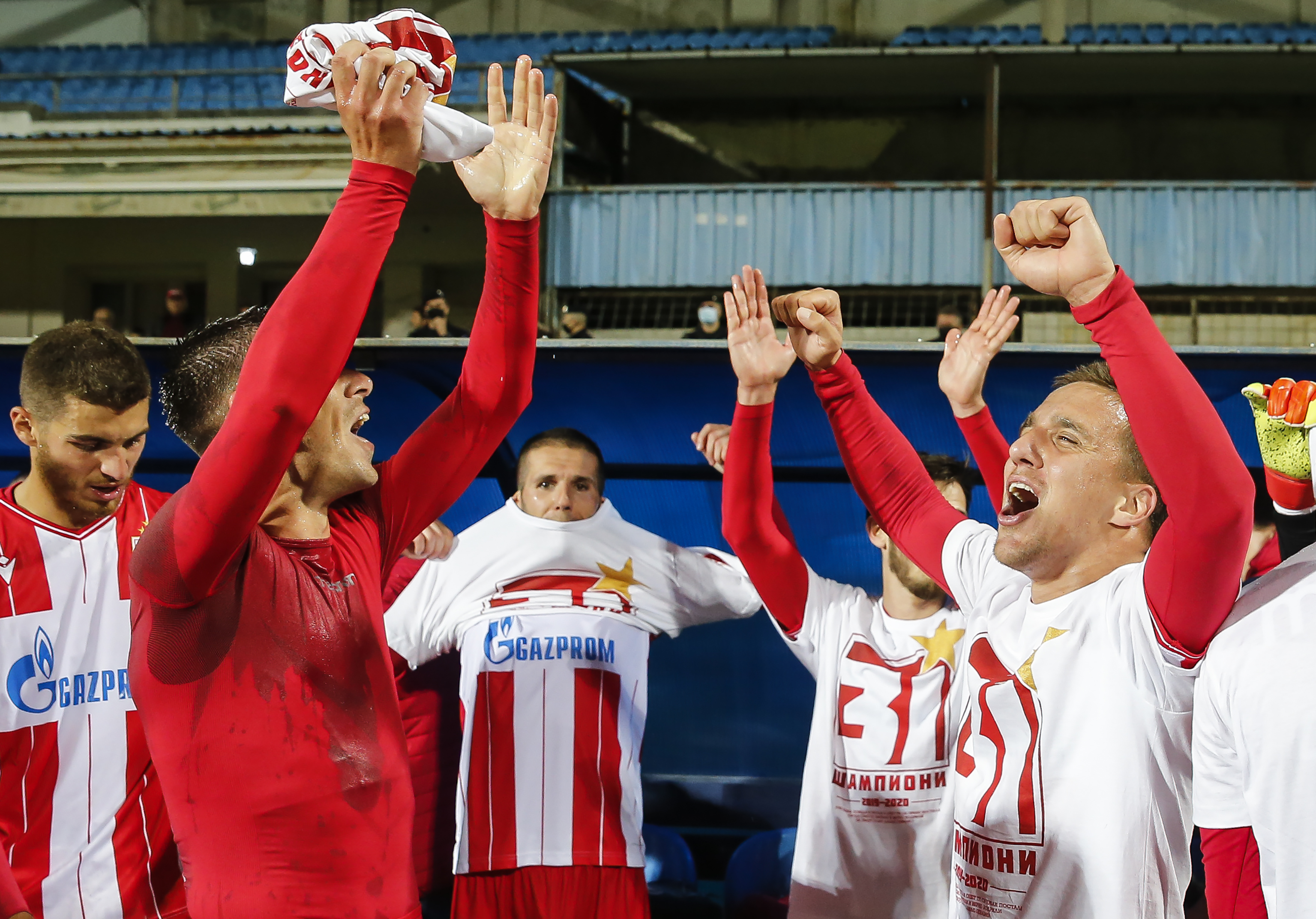 Fudbal Super League Season 2019-2020
Rad v Crvena Zvezda
Marko Gobeljic (L) and Branko Jovicic celebrate
Beograd, 29.05.2020.
foto: Srdjan Stevanovic/Starsportphoto ©