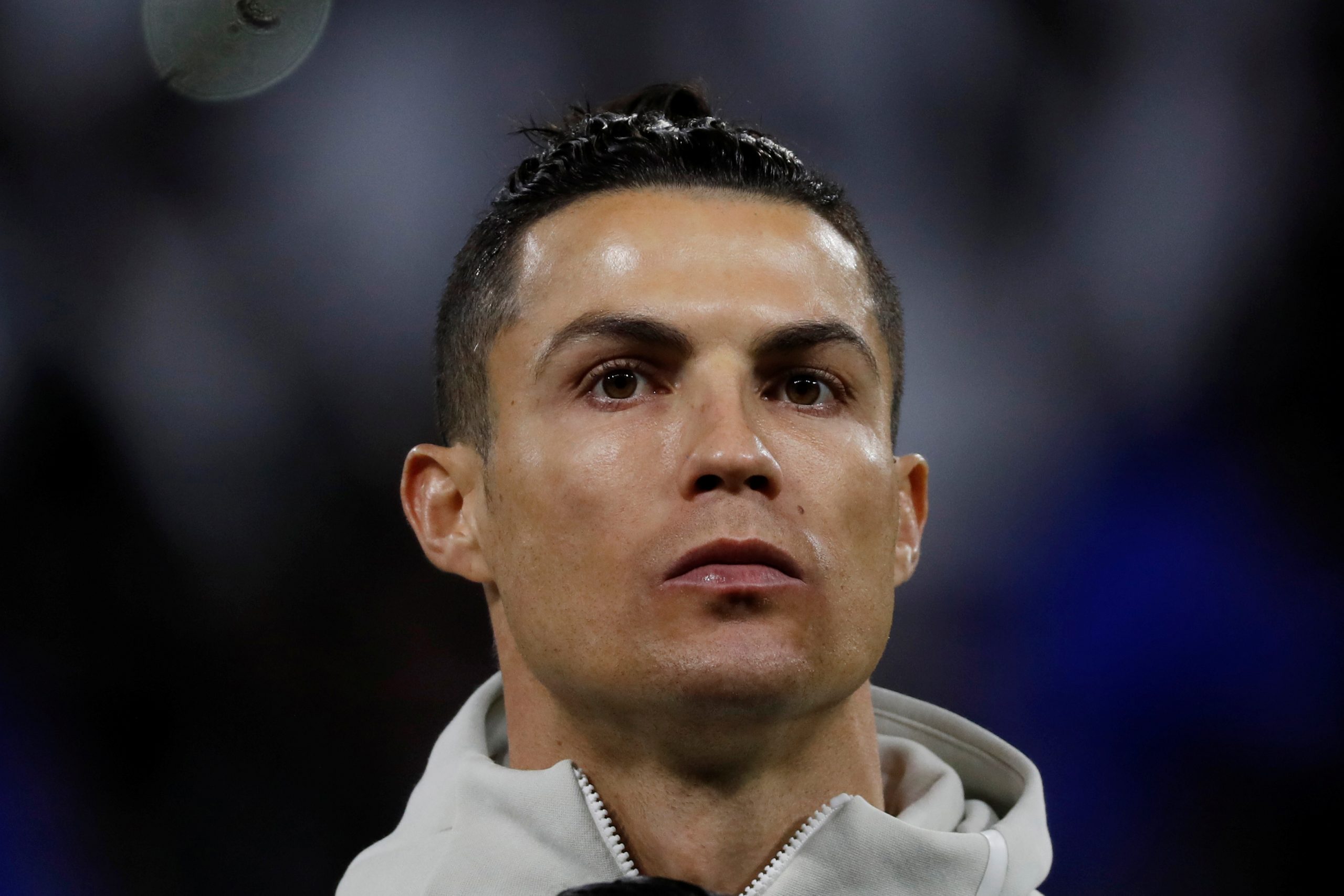 Soccer Football - Champions League - Round of 16 First Leg - Olympique Lyonnais v Juventus - Groupama Stadium, Lyon, France - February 26, 2020  Juventus' Cristiano Ronaldo before the match   REUTERS/Eric Gaillard - RC2K8F9XSVWZ