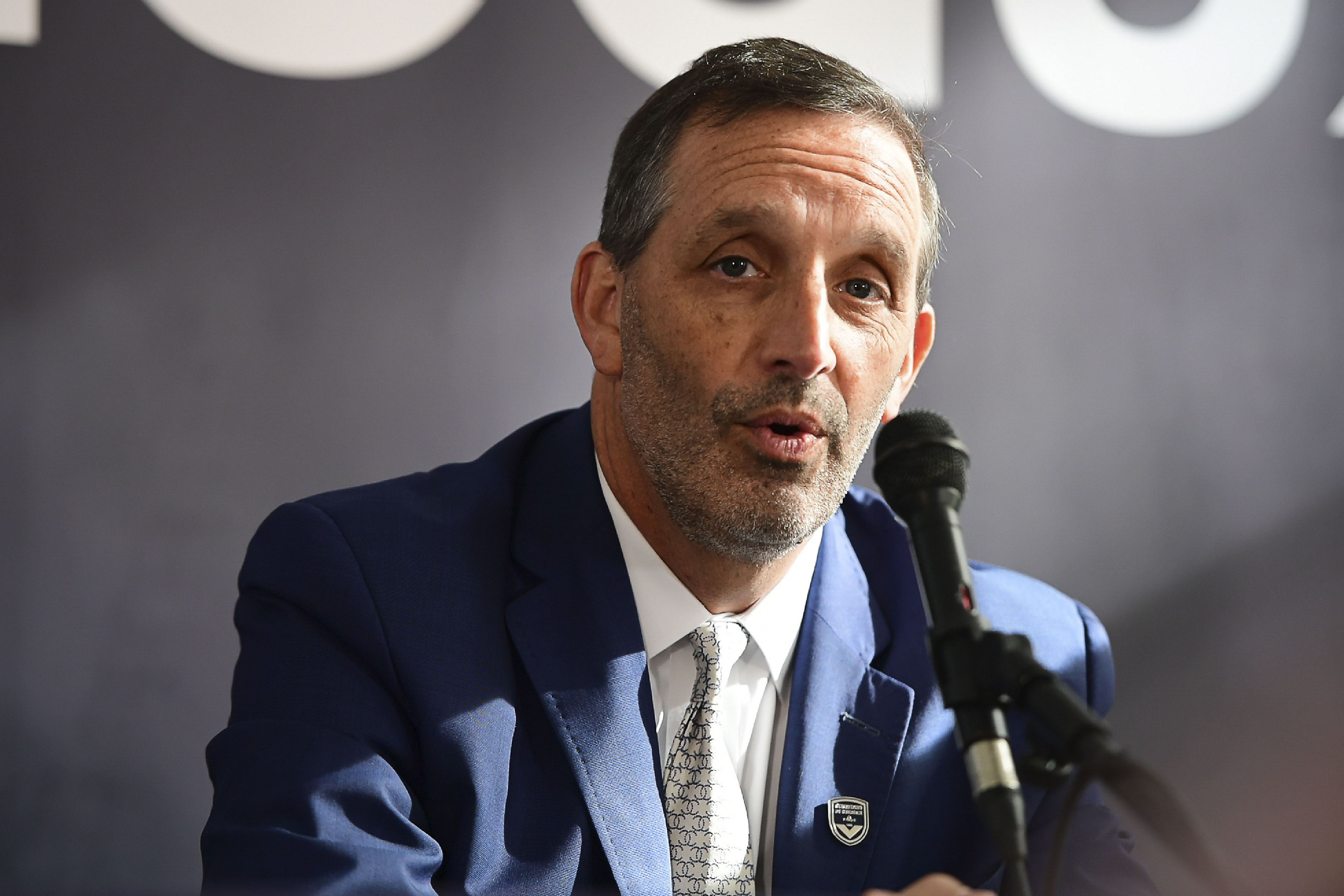 epa07150647 New owner of French Ligue 1 soccer club Girondins Bordeaux, US investor Joseph DaGrosa, attends a press conference at the Haillan training center near Bordeaux, France, 08 November 2018.  EPA-EFE/CAROLINE BLUMBERG
