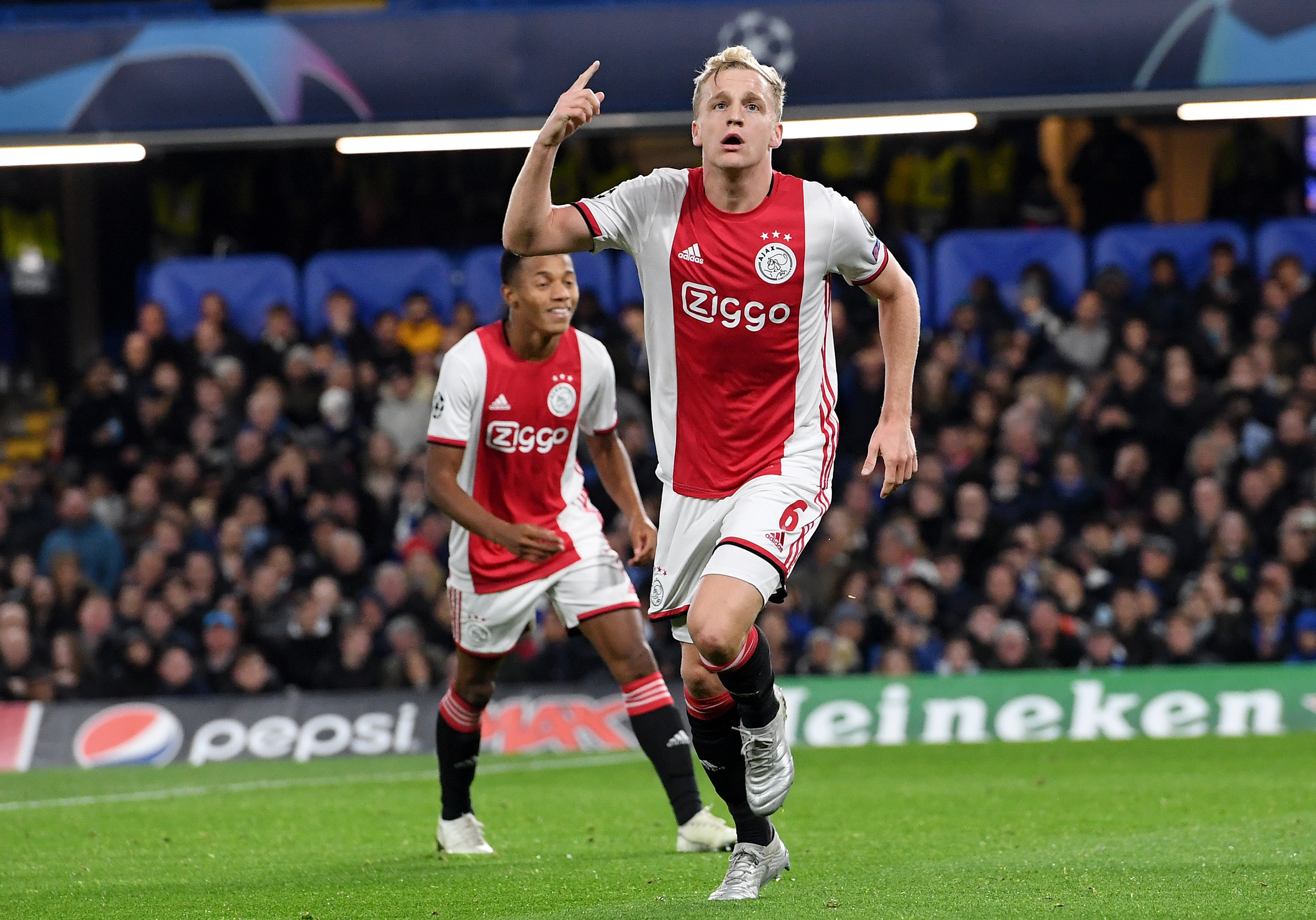 Foto: EPA-EFE/FACUNDO ARRIZABALAGA