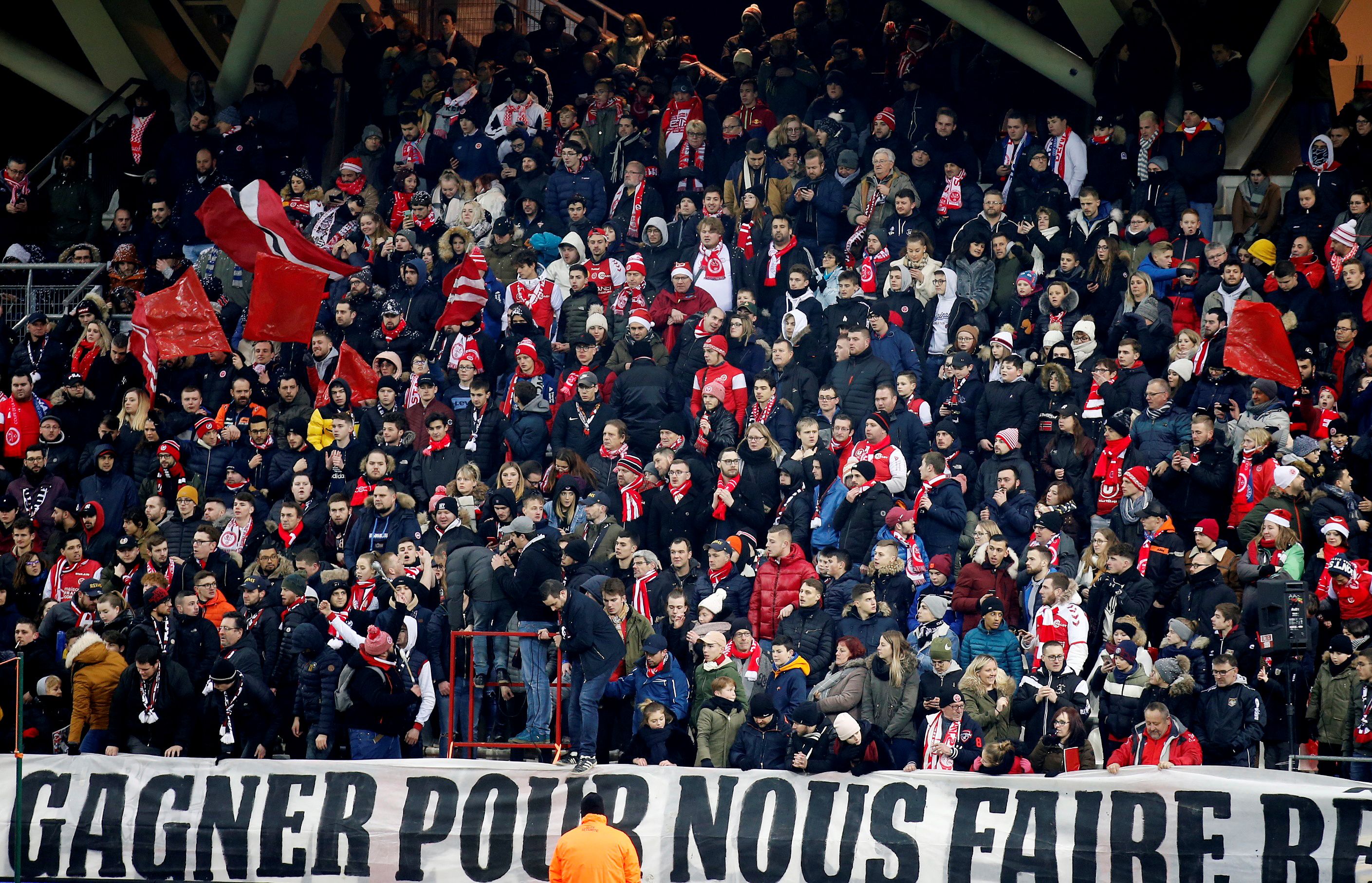 Coupe de la Ligue - Semi Final - Stade de Reims v Paris St Germain