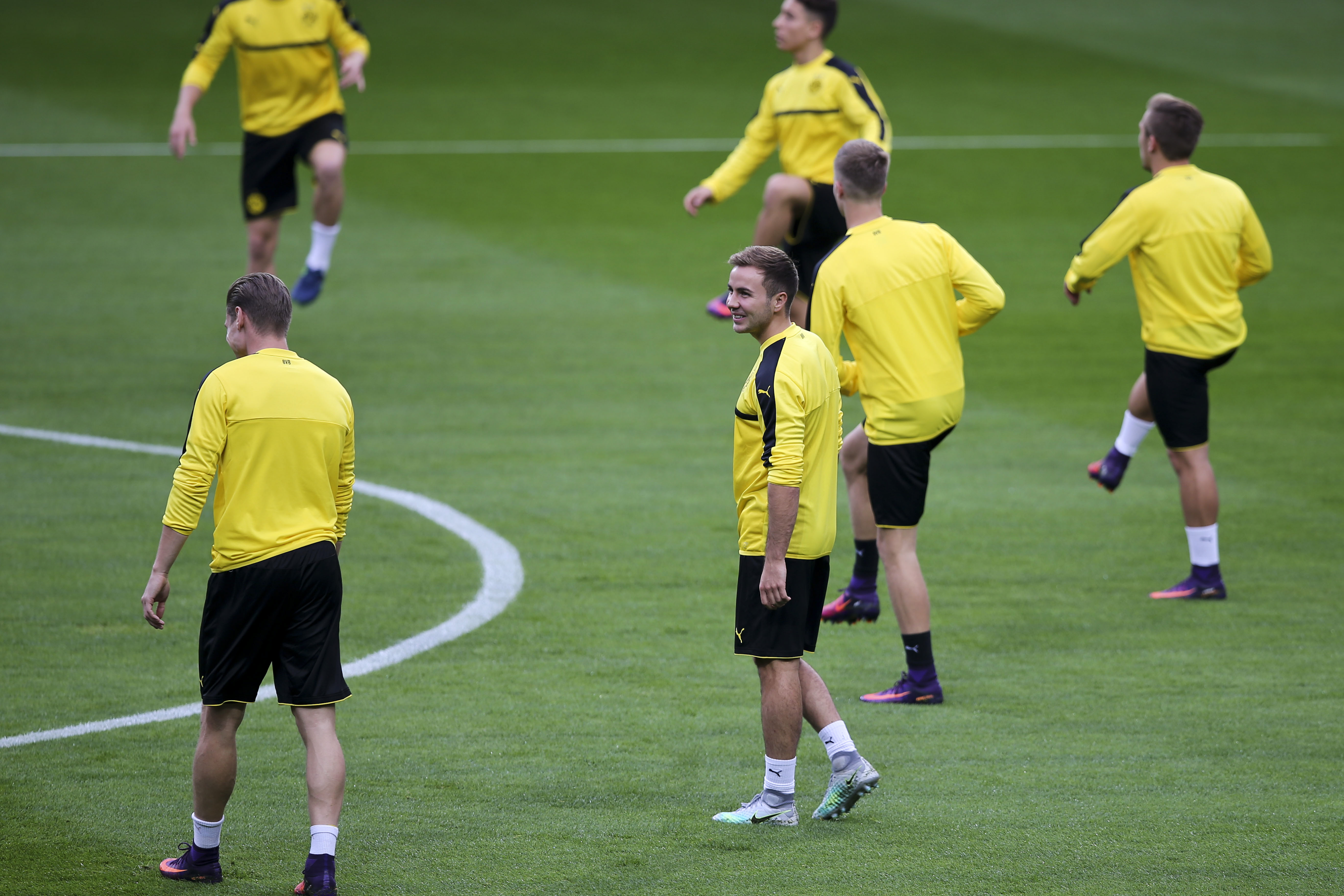 Gece Dortmund, Foto: EPA/MIGUEL A. LOPES