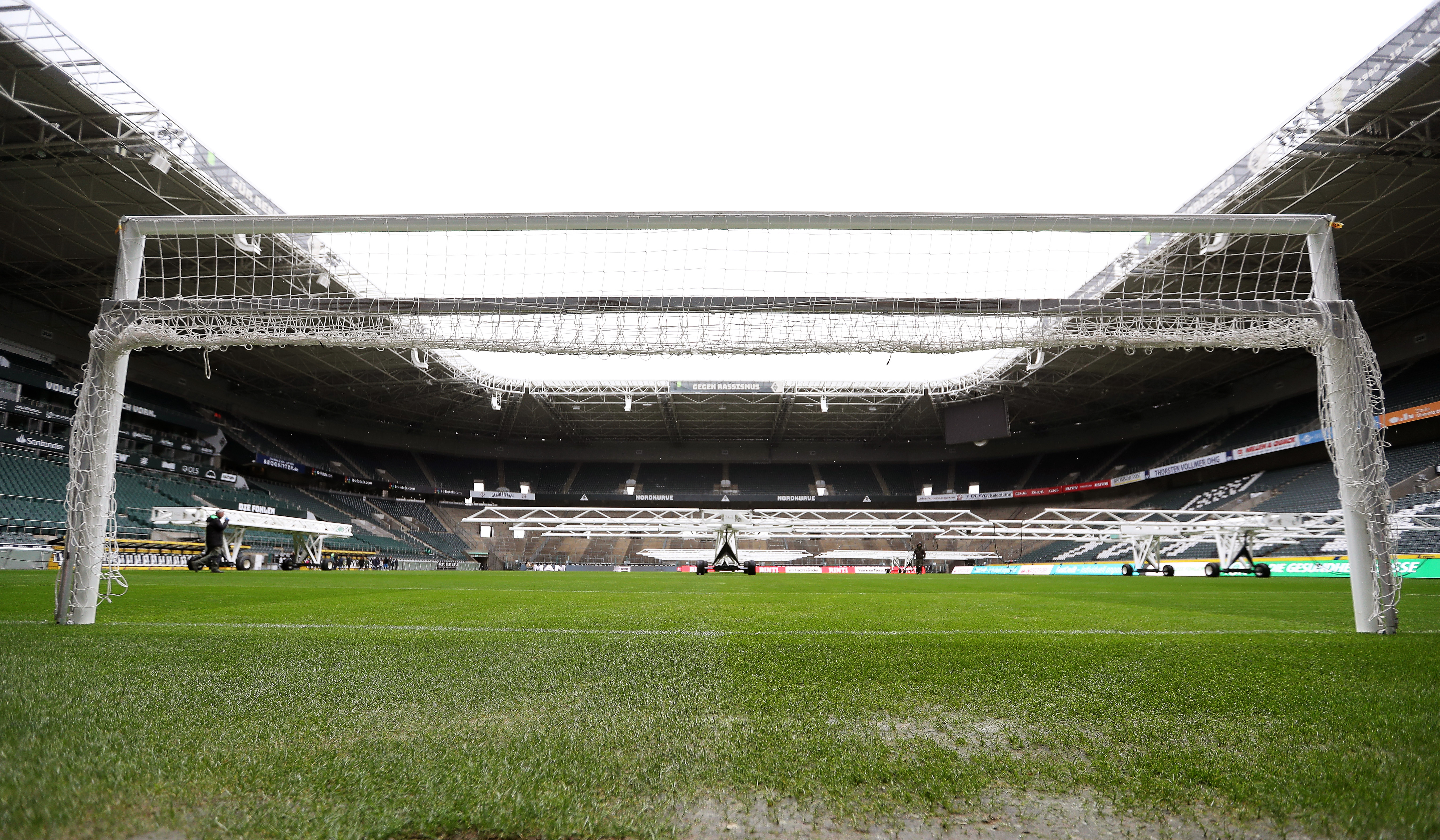 Bundesliga match in Moenchengladbach to be played behind closed doors