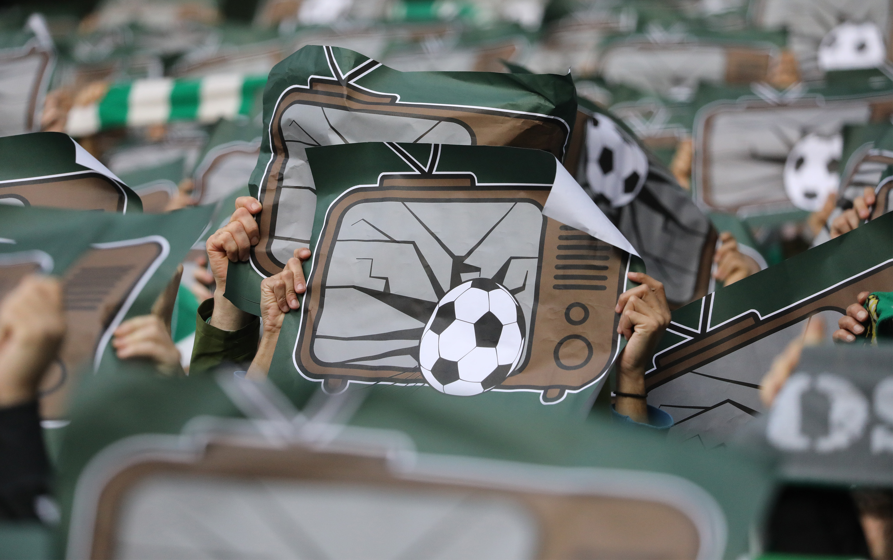 DFL and Sky negotiating Bundesliga payments