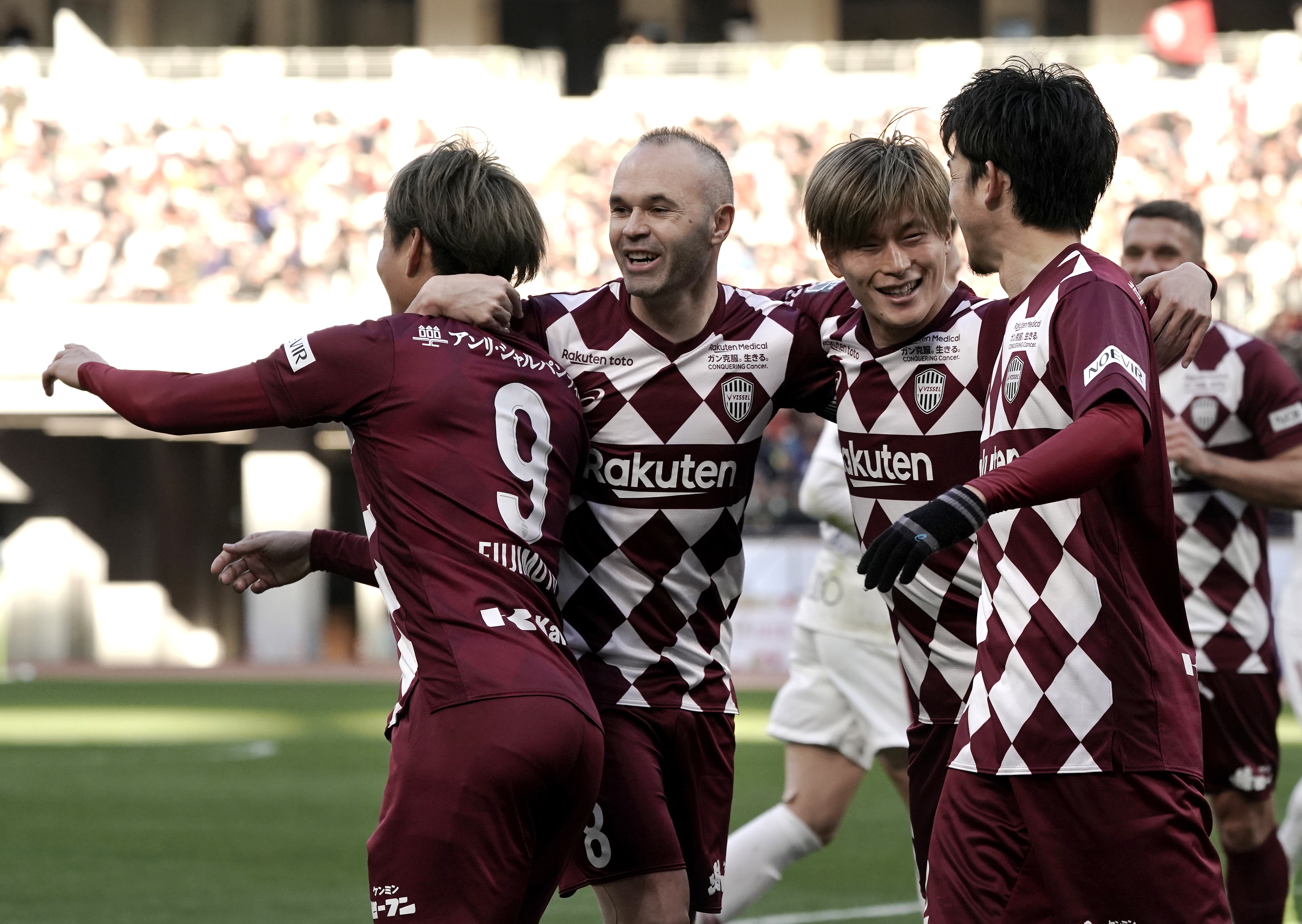 Inijesta, Foto: EPA-EFE/KIMIMASA MAYAMA