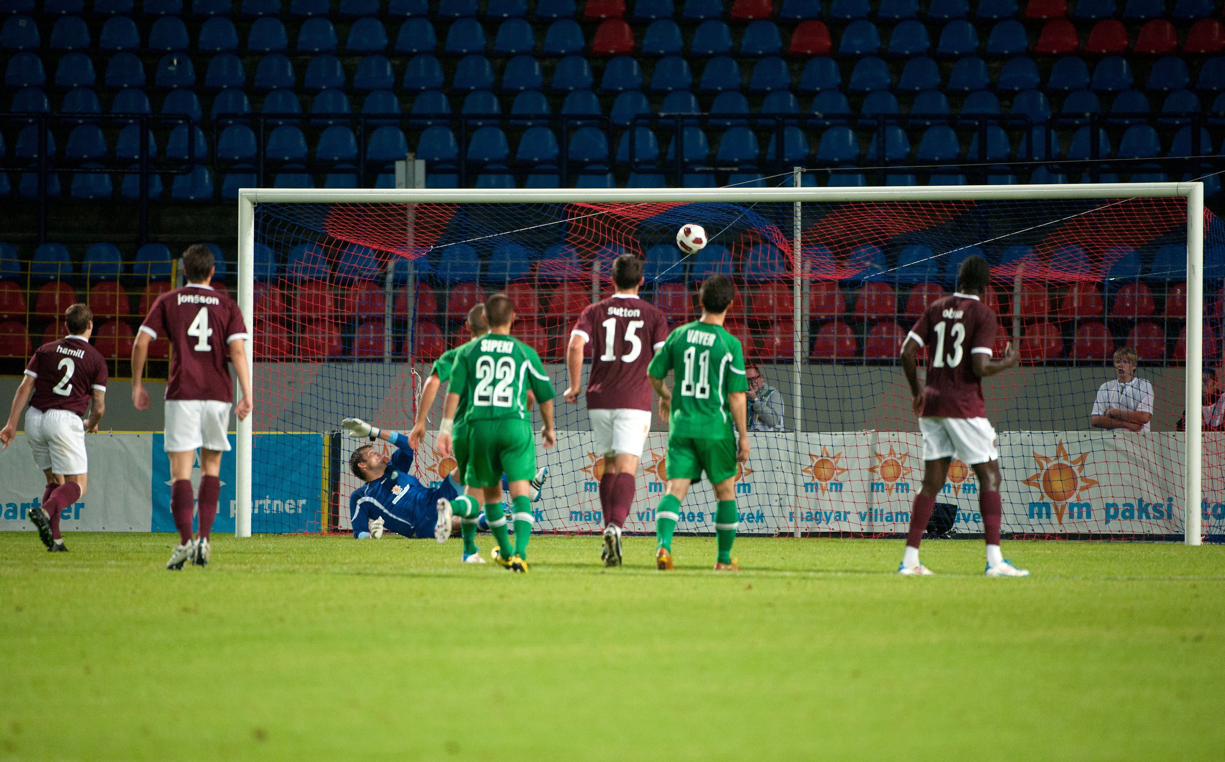 Harts, Foto: EPA/Szilard Koszticsak