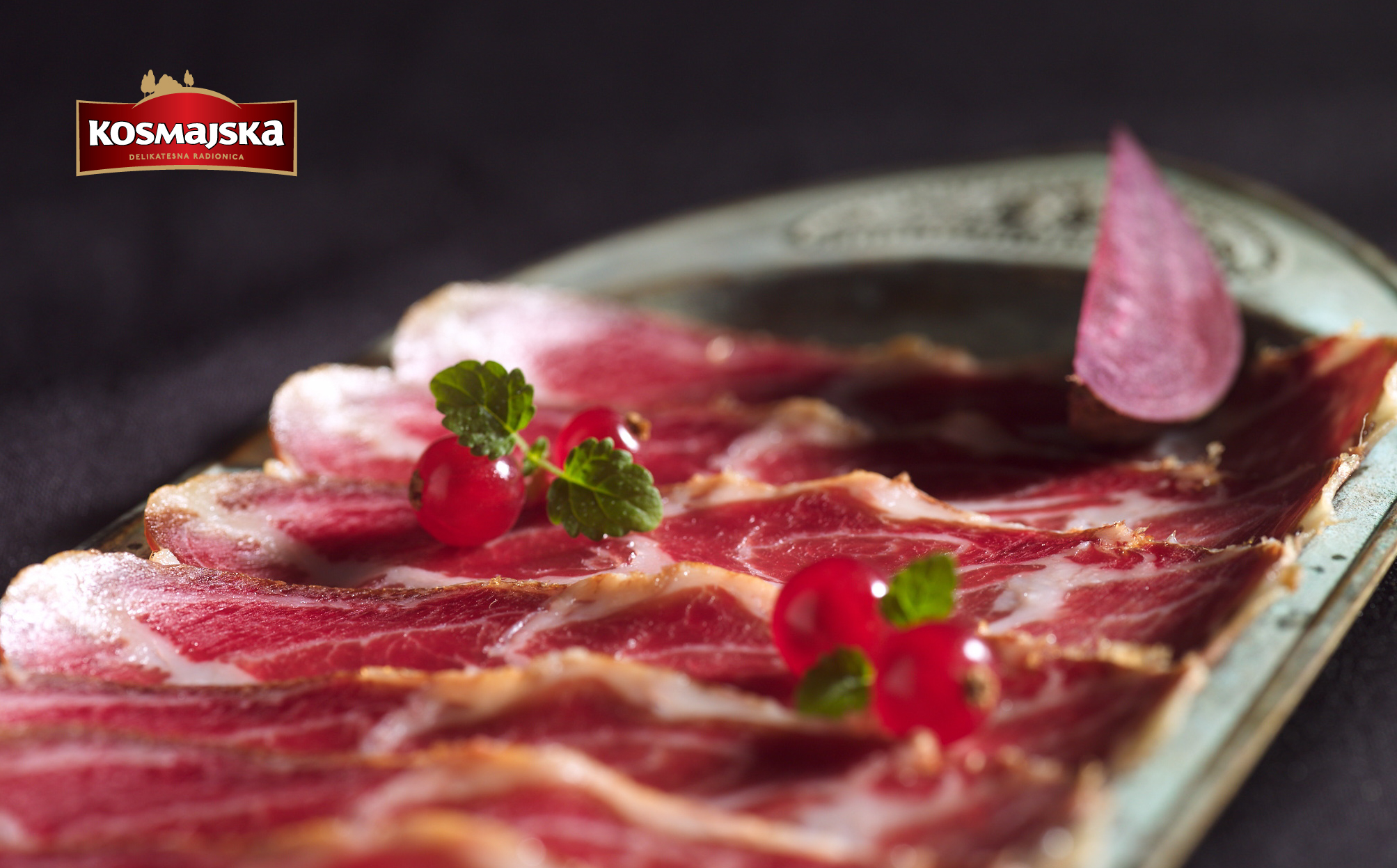 Pršuta, meze, suhomesnato Foto: Kosmajska/Promo