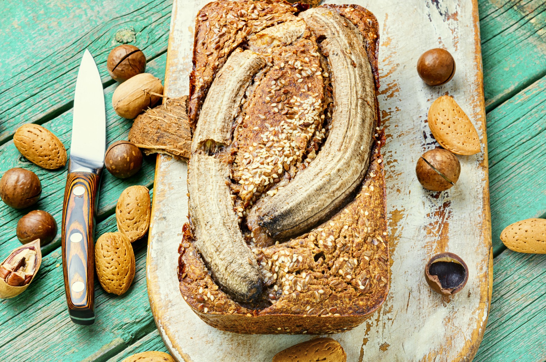 Appetizing homemade buckwheat bread loaf with banana, Image: 513820241, License: Royalty-free, Restrictions: , Model Release: no, Credit line: Mykola Lunov / Panthermedia / Profimedia