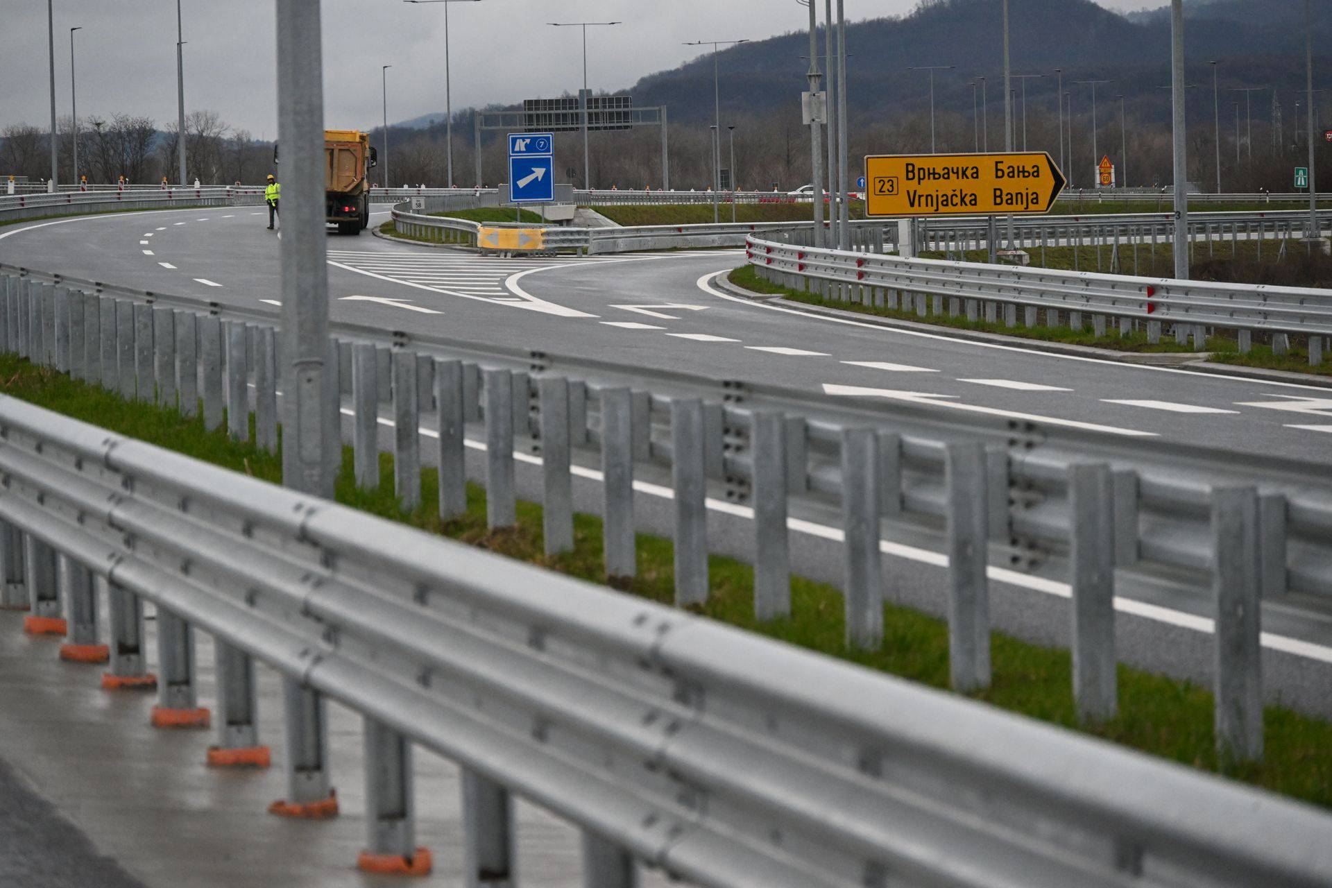 OTVOREN DEONICA MORAVSKOG KORIDORA DUGA 14 KILOMETARA