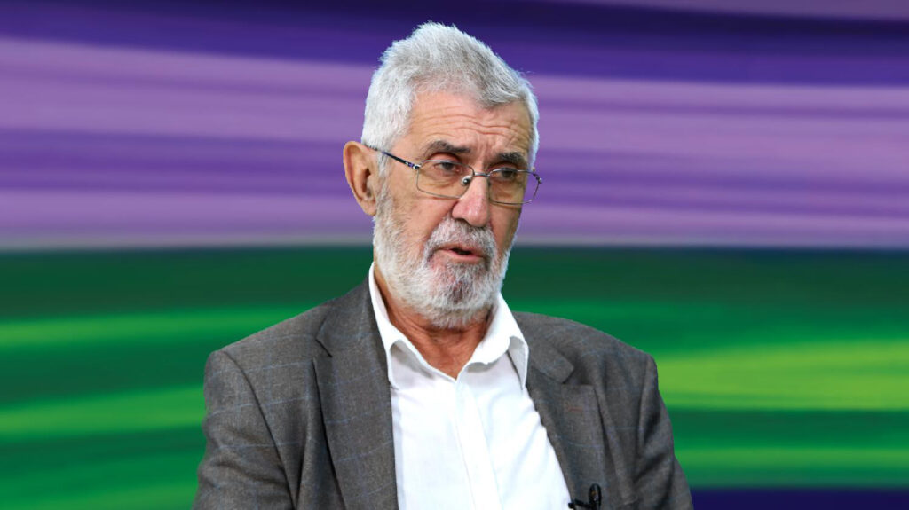 Mesto: Beograd
Datum: Fri Nov 21 17:07:55 CET 2025
Dogadjaj: KVAKA 23 - Intervju FoNetu direktora Centra za regionalizam Aleksandra Popova u okviru serijala Kvaka 23
Fotoreporter: Milica Vučković
Ličnosti: Aleksandar Popov
Izvor: FoNet