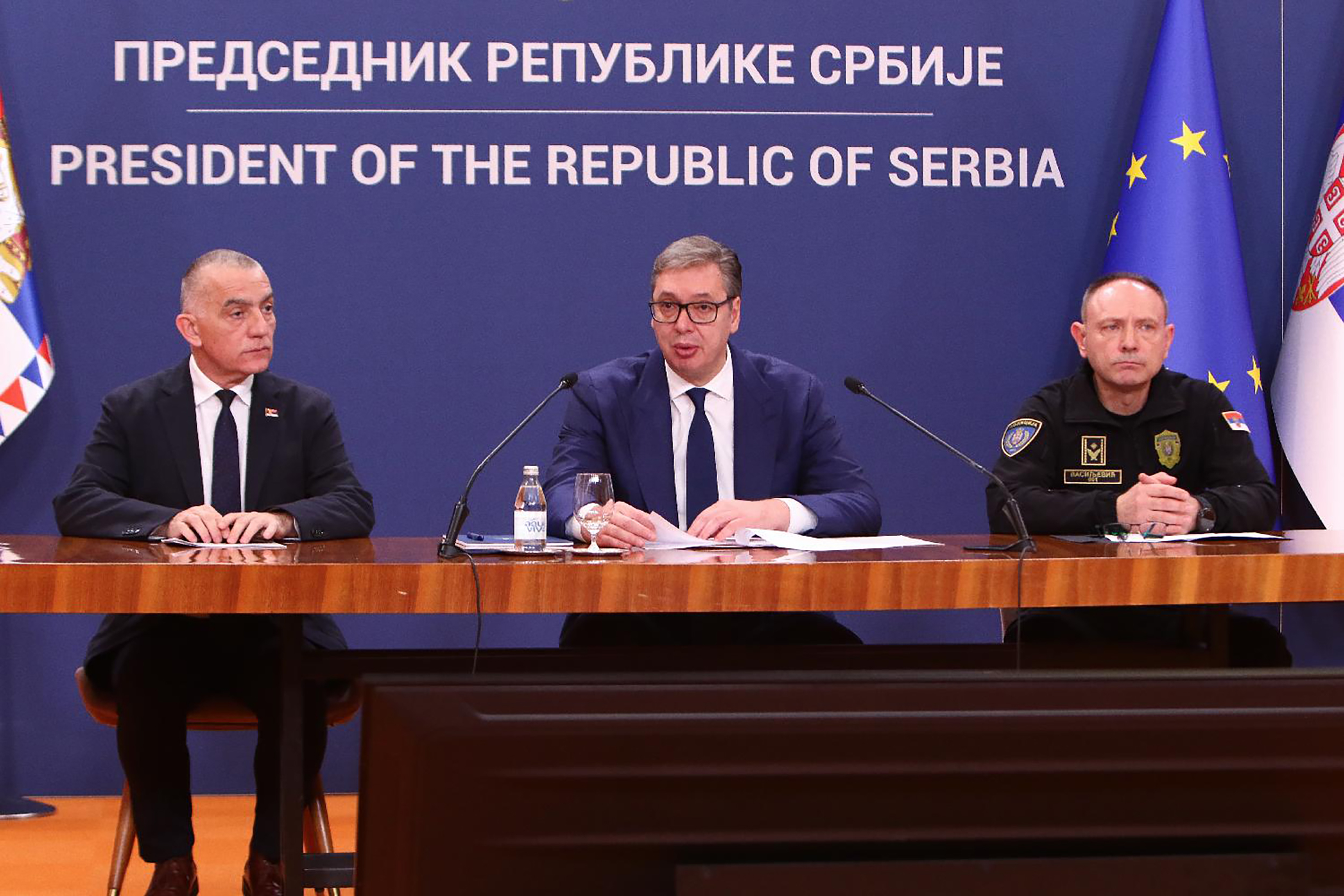 Mesto: Beograd
Datum: Wed Oct 22 13:29:10 CEST 2025
Dogadjaj: POLITIKA - vanredna pres konferencija predsednika Srbije Aleksandra Vučića
Fotoreporter: Milica Vučković
Izvor: FoNet