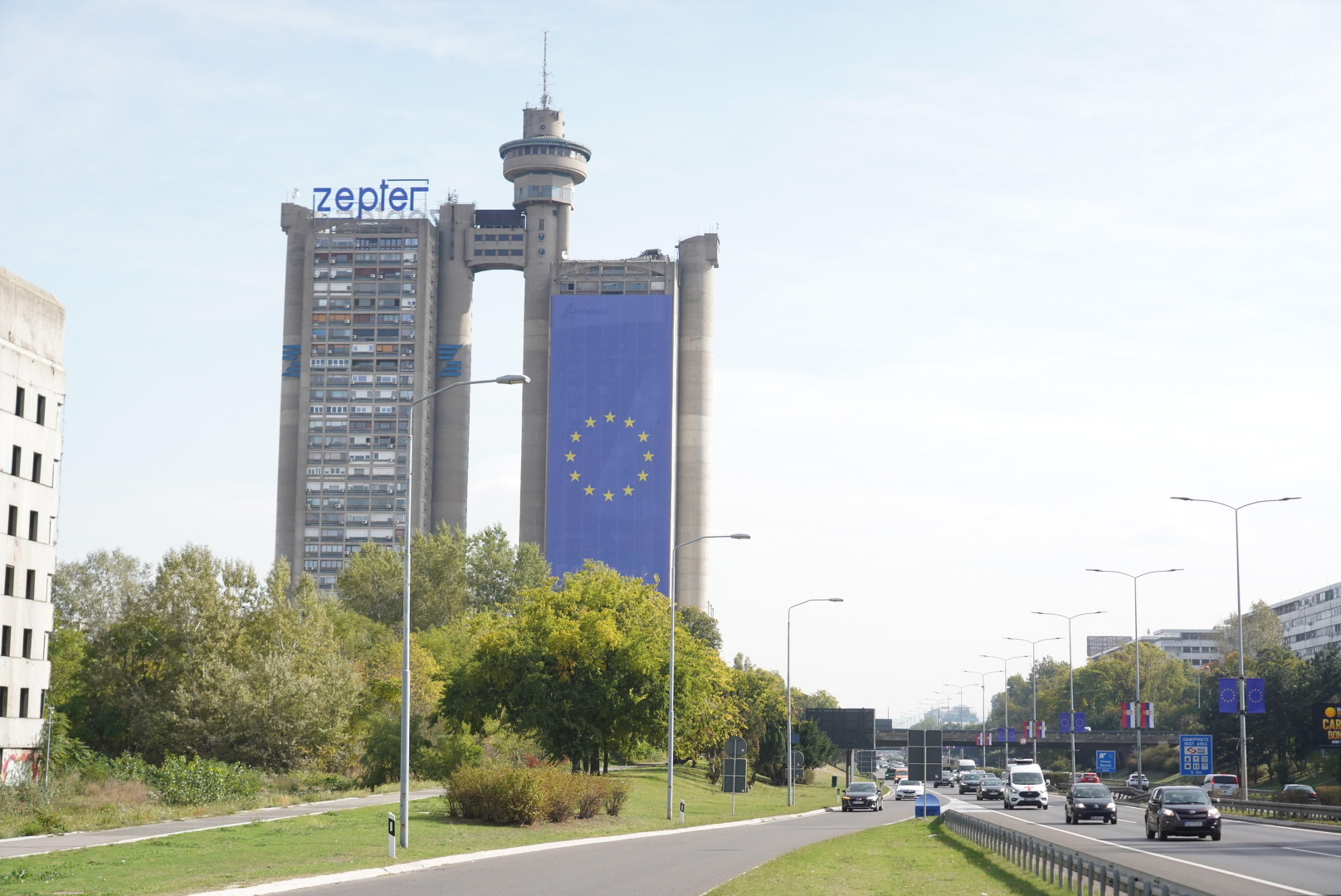 EU flag projection on the facade of the Genex Tower.Projekcija zastave EU na fasadi Genex kule.