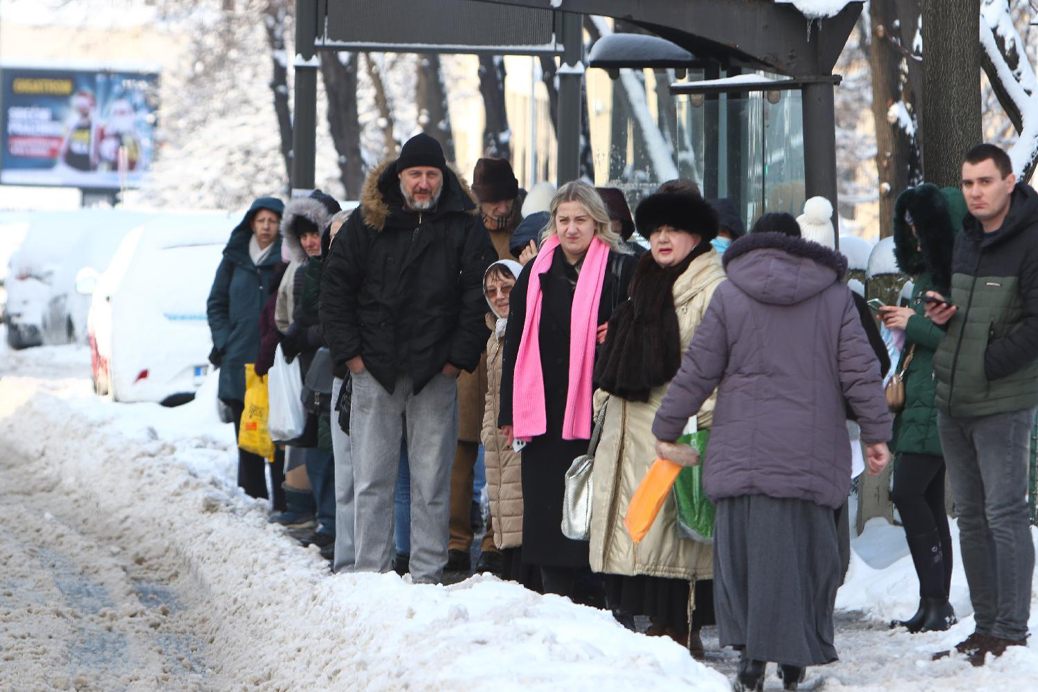 autobuska stanica nema prevoza cekanje autonusa Mesto: Beograd
Datum: Thu Jan 08 13:15:06 CET 2026
Dogadjaj: VREME/ZIMA - Sneg u Beogradu
Fotoreporter: Milica Vučković
Izvor: FoNet