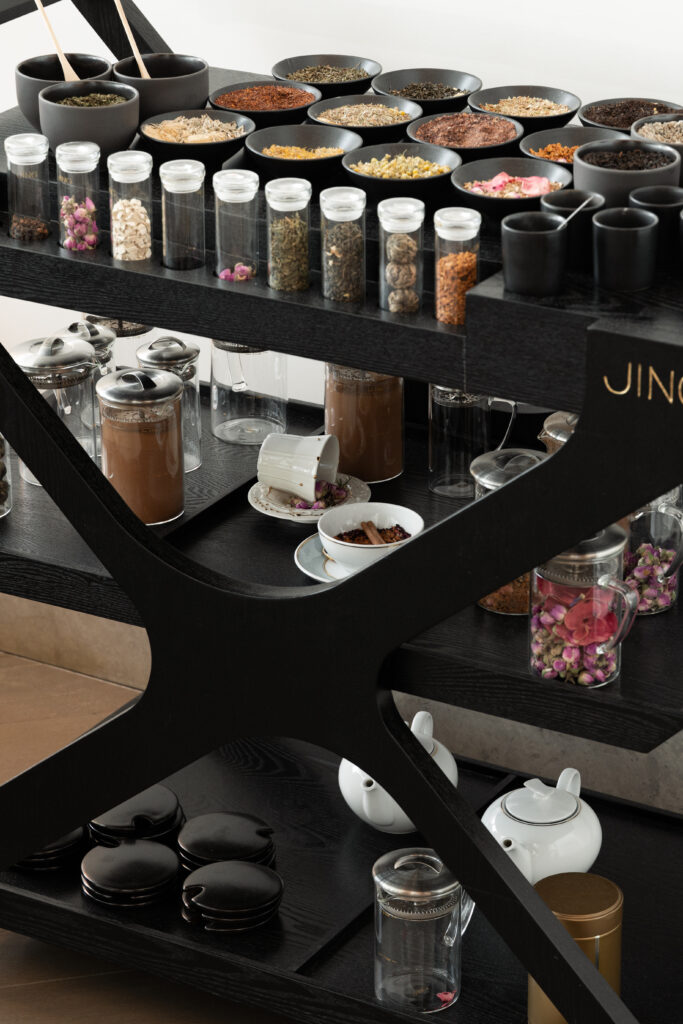 Tagovi: PR, St. Regis, Čajanka,