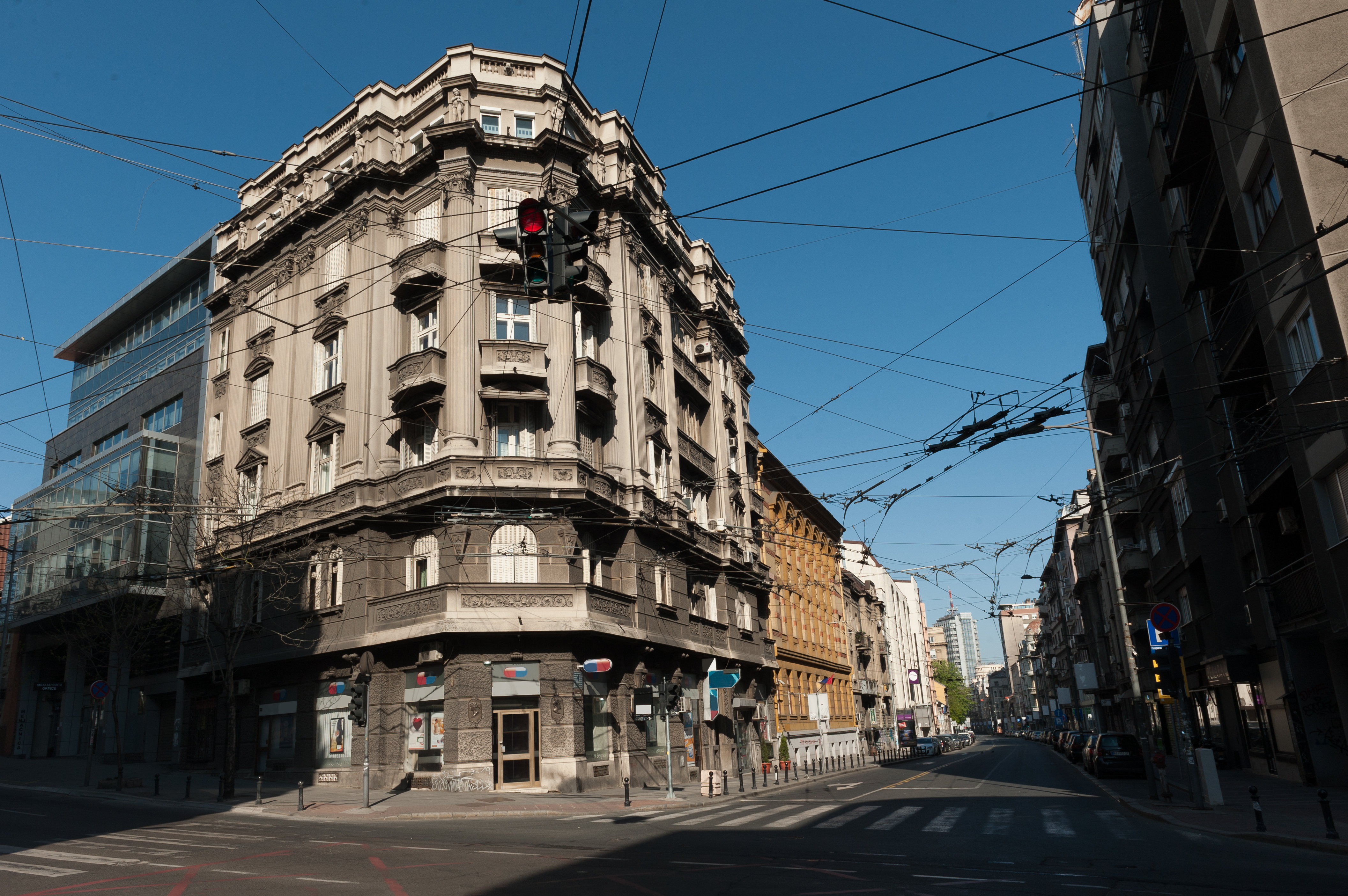 Apoteka Beograd, ugao Takovske i Svetogorske ulice Foto: Vukvucko / Shutterstock.com