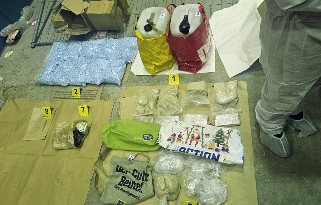 MUP -Saopstenje - Neovlascena proizvodnja i stavljanje u promet opojnih droga - Hapsenje