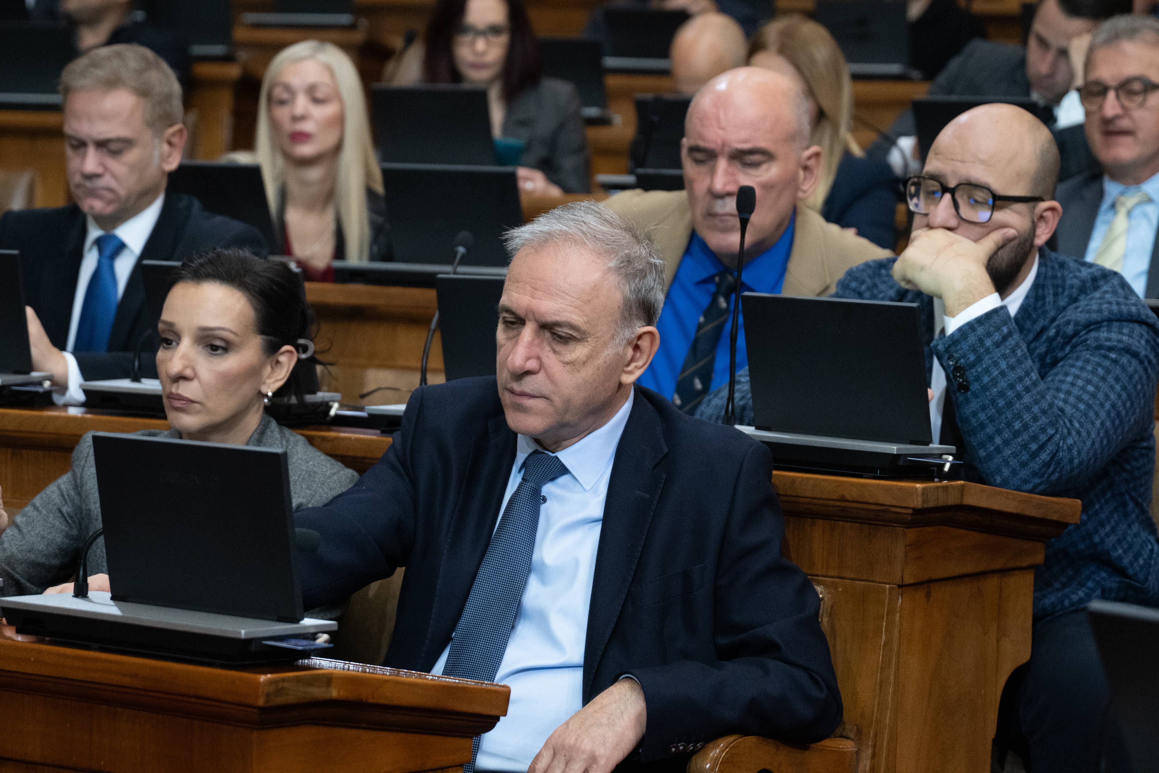 Beograd, 3.12.2025. - Dan za glasanje o drzavnom budzetu za 2026. i ostalim tackama dnevnog reda Trece sednice Drugog redovnog zasedanja Skupstine Srbije, danas u Domu Narodne skupstine. (BETAPHOTO/Narodna skupstina Srbije/Pedja Vuckovic)