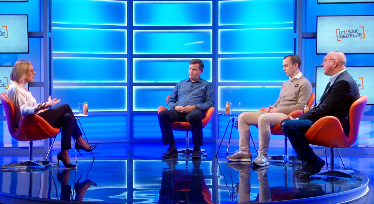 Screenshot 2025-12-07 215100