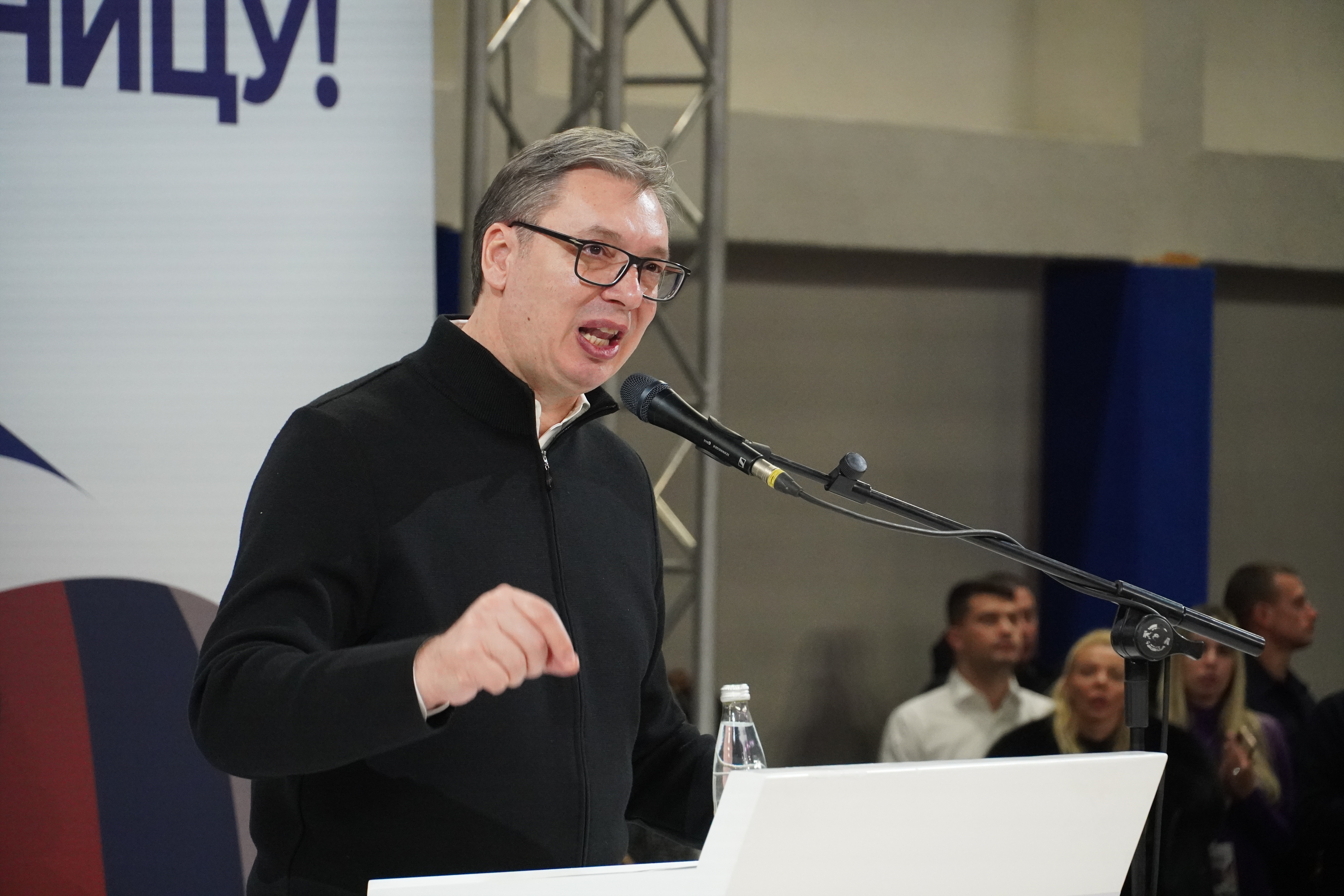 The President of the Republic of Serbia Aleksandar Vucic addressed the citizens gathered in the hall of the Sports Center in Mionic on the eve of the local elections to be held on Sunday.