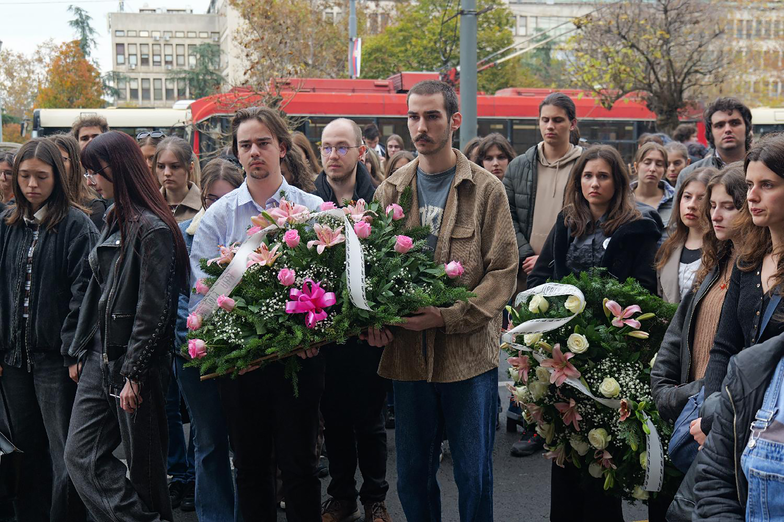 Mesto: Beograd
Datum: Mon Nov 17 13:30:20 CET 2025
Dogadjaj: DRUŠTVO - Pomen povodom godišnjice smrti studentkinje Anje Radonjić, koja je teško povređena u padu nadstrešnice na novosadskoj železničkoj stanici.
Fotoreporter: Milica Vučković
Izvor: FoNet