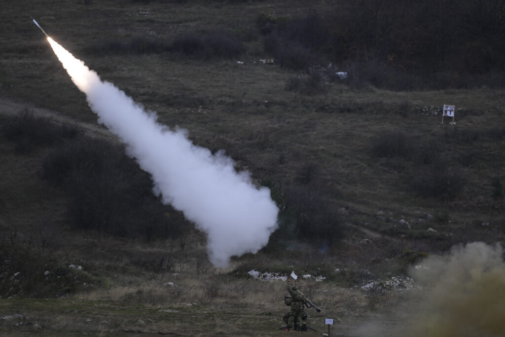 Pripadnici Vojske Srbije iz sastava jedinica Kopnene vojske nalaze se na obuci za borbenu upotrebu savremenih sredstava ratne tehnike koja su u prethodnom periodu uvedena u naoružanje Vojske Srbije, VOjska Srbije, Pasuljanske livade, vežba