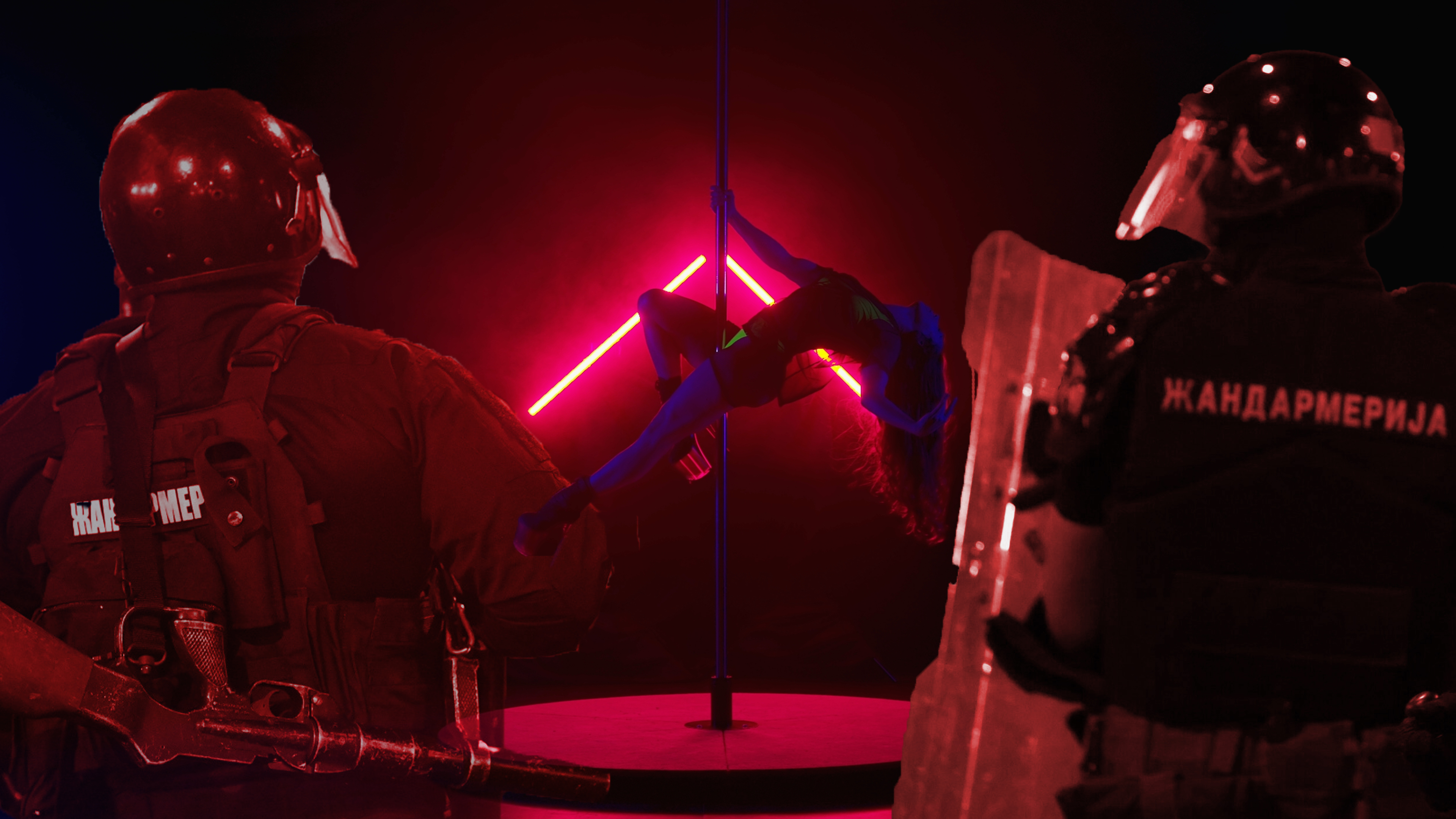 Silhouette,Of,A,Young,Woman,Performing,Tricks,On,A,Pole.