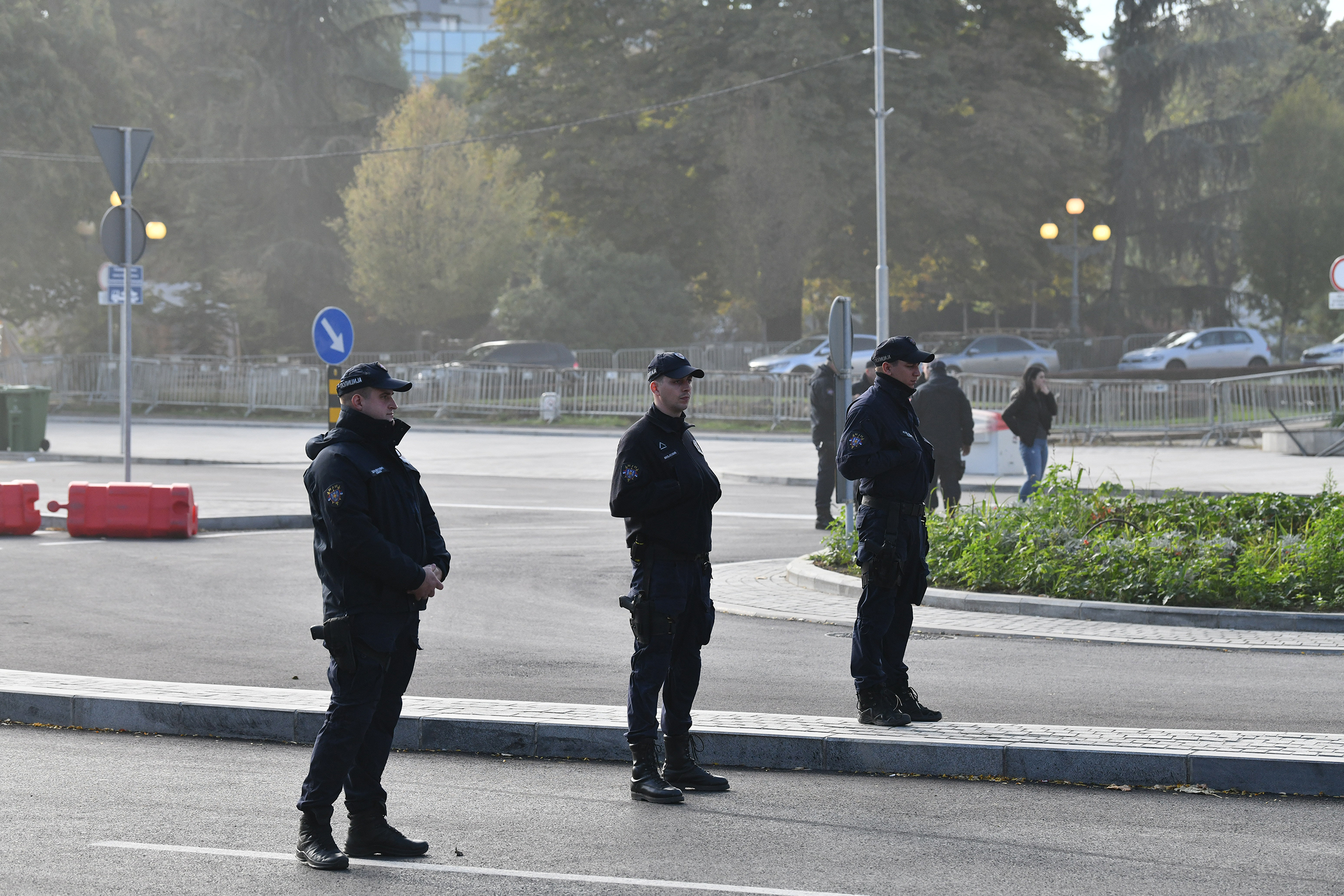 Beograd 22.10.2025. Požar ispred skupštine, ćacilend gori
