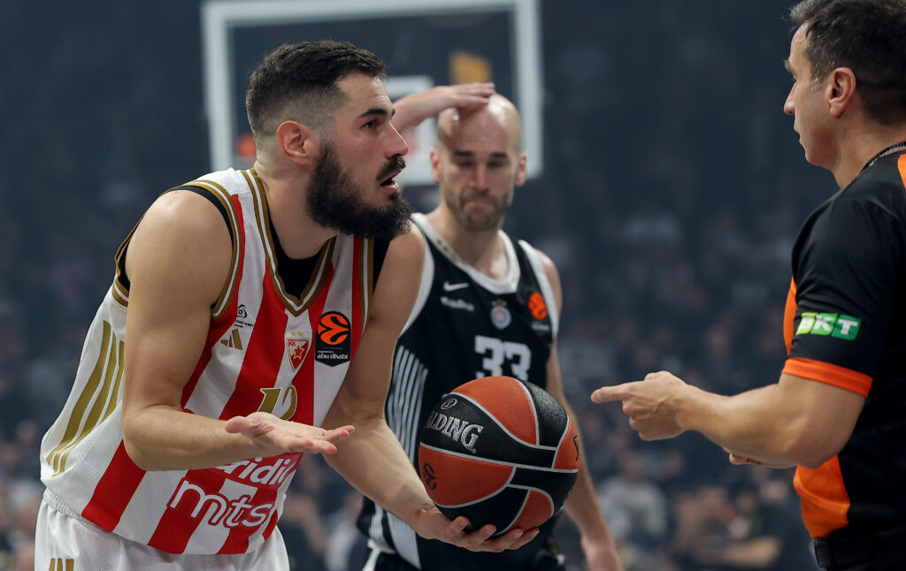 Belgrade, Serbia. 12th Dec, 2025. Partizan's during Euroleague basketball match between Partizan and Crvena Zvezda (Red Star) on December 12. 2025. in Belgrade, Serbia.
(photo by Pedja Milosavljevic/STARSPORT ©)