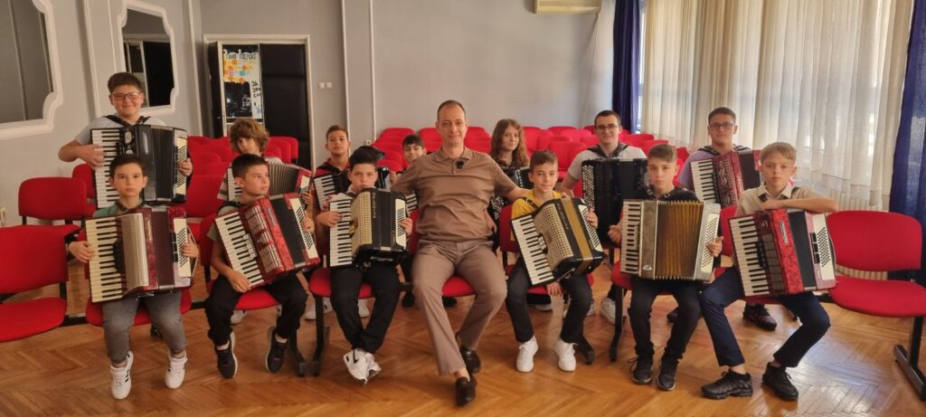 nastavnik Predrag Jovanović